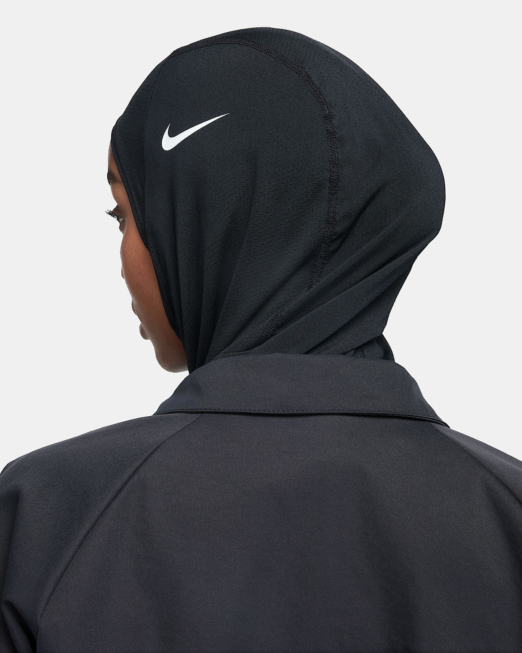 Nike Tech Sikh Robe Nike Pro Hijab. Nike.com