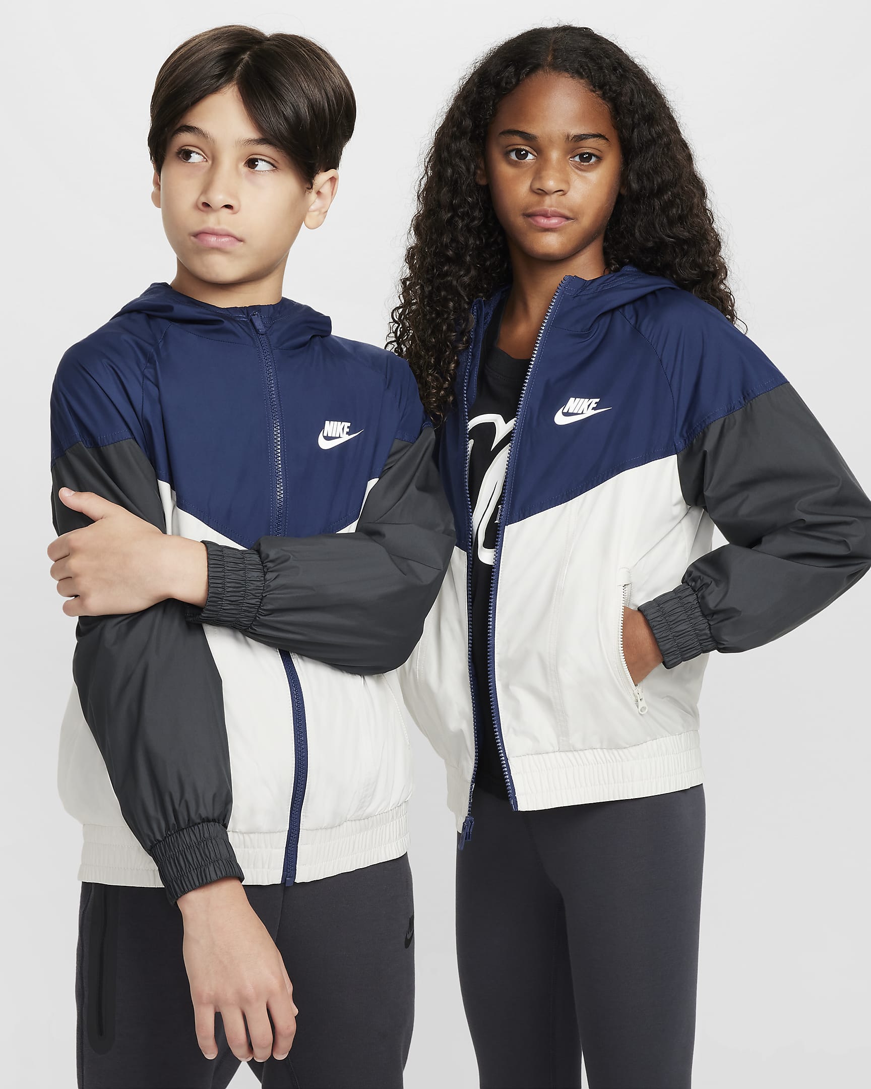 Nike Sportswear Windrunner Big Kids' Hooded Repel Jacket - Midnight Navy/Light Bone/Anthracite/White