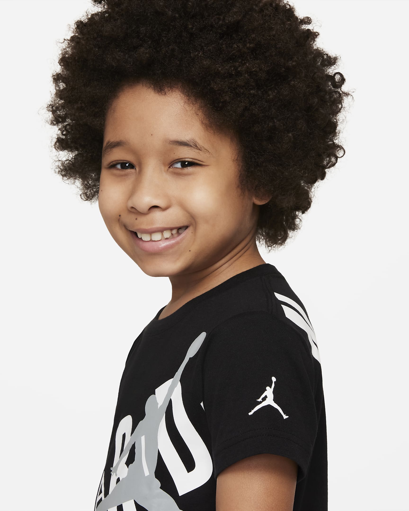 Jordan Younger Kids' Throwback Graphic T-Shirt. Nike LU