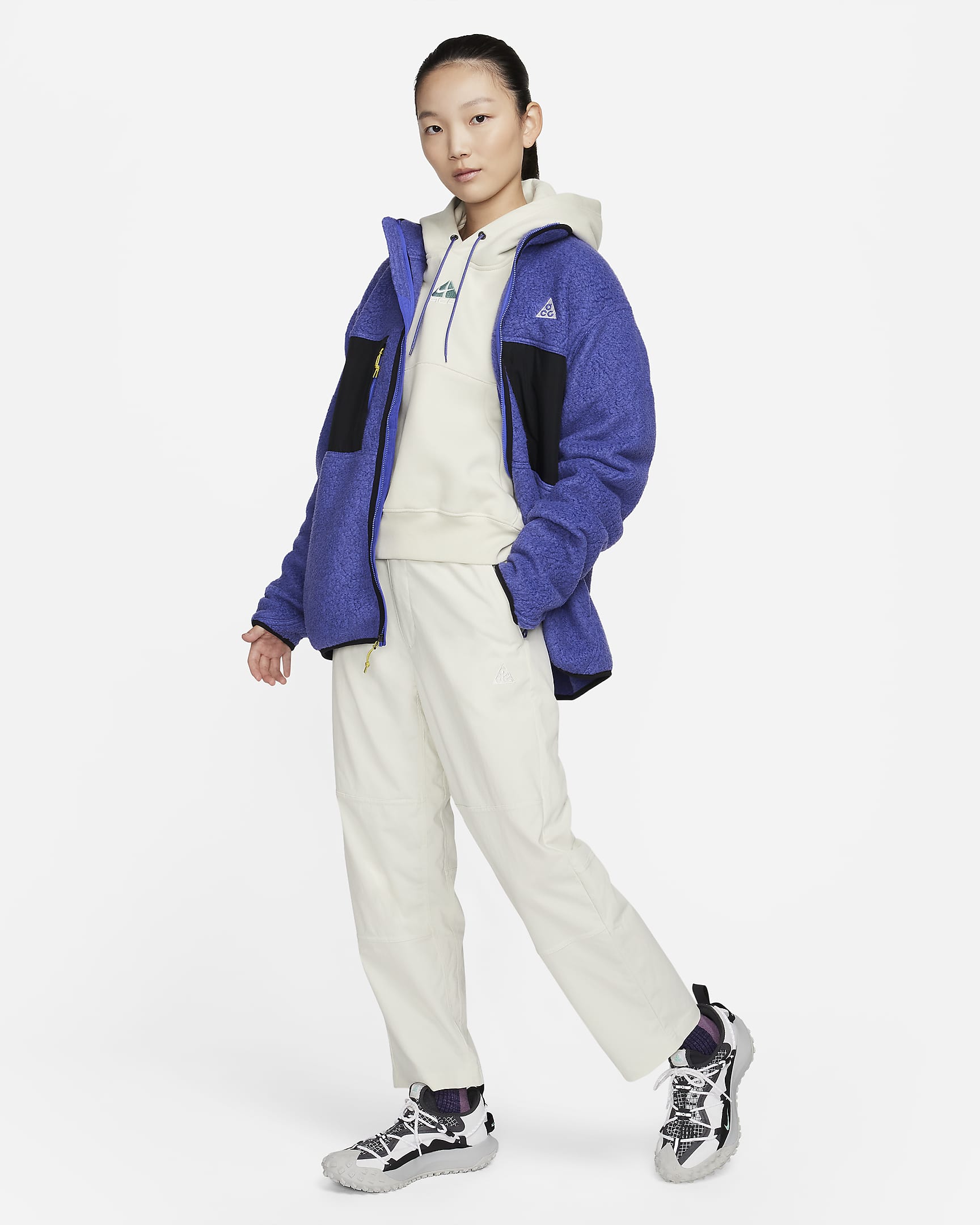 Nike ACG "UV Hike" 女款中腰長褲 - Sea Glass/Summit White