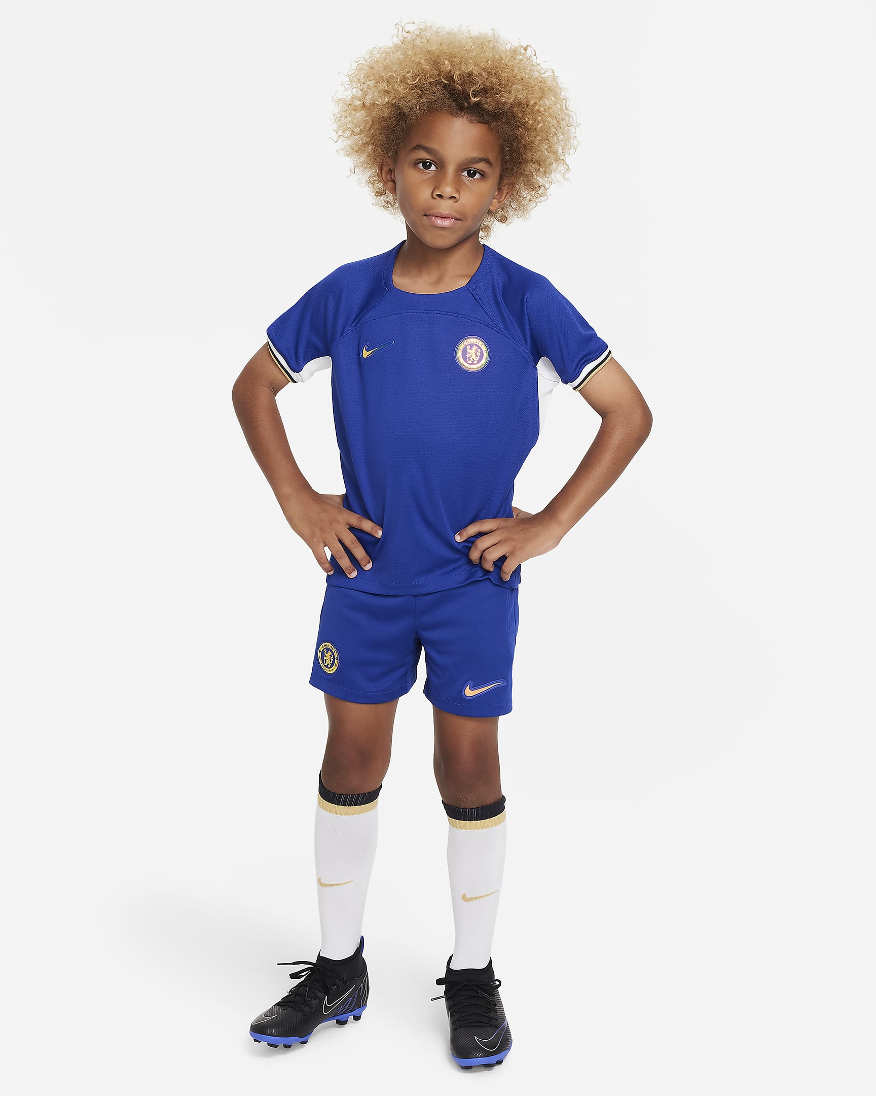Chelsea F.C. 2023/24 Home Younger Kids' Nike Dri-FIT 3-Piece Kit. Nike ZA
