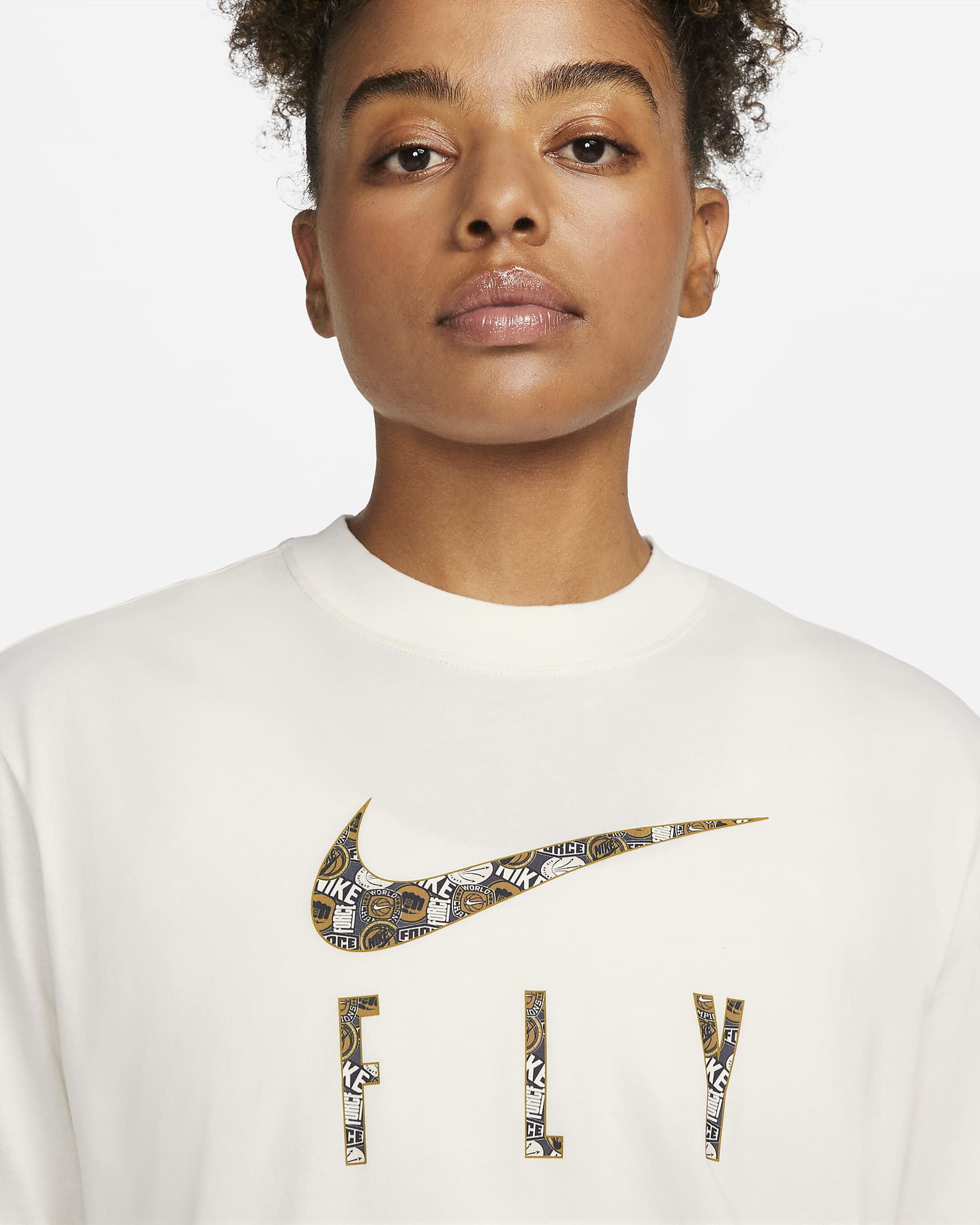 Nike Dri-FIT Swoosh Fly Women's T-Shirt. Nike HU