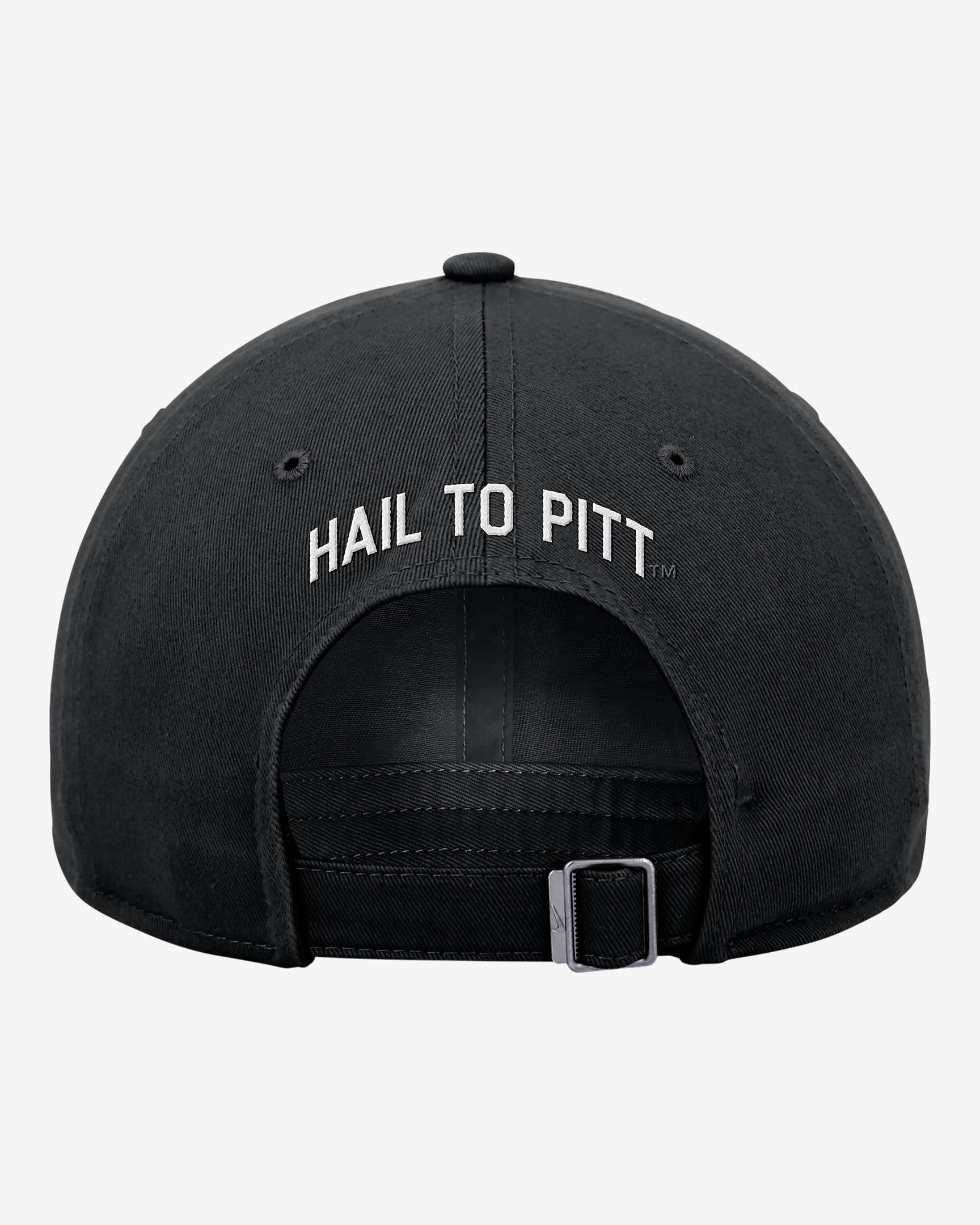 Gorra universitaria Nike Pitt - Negro