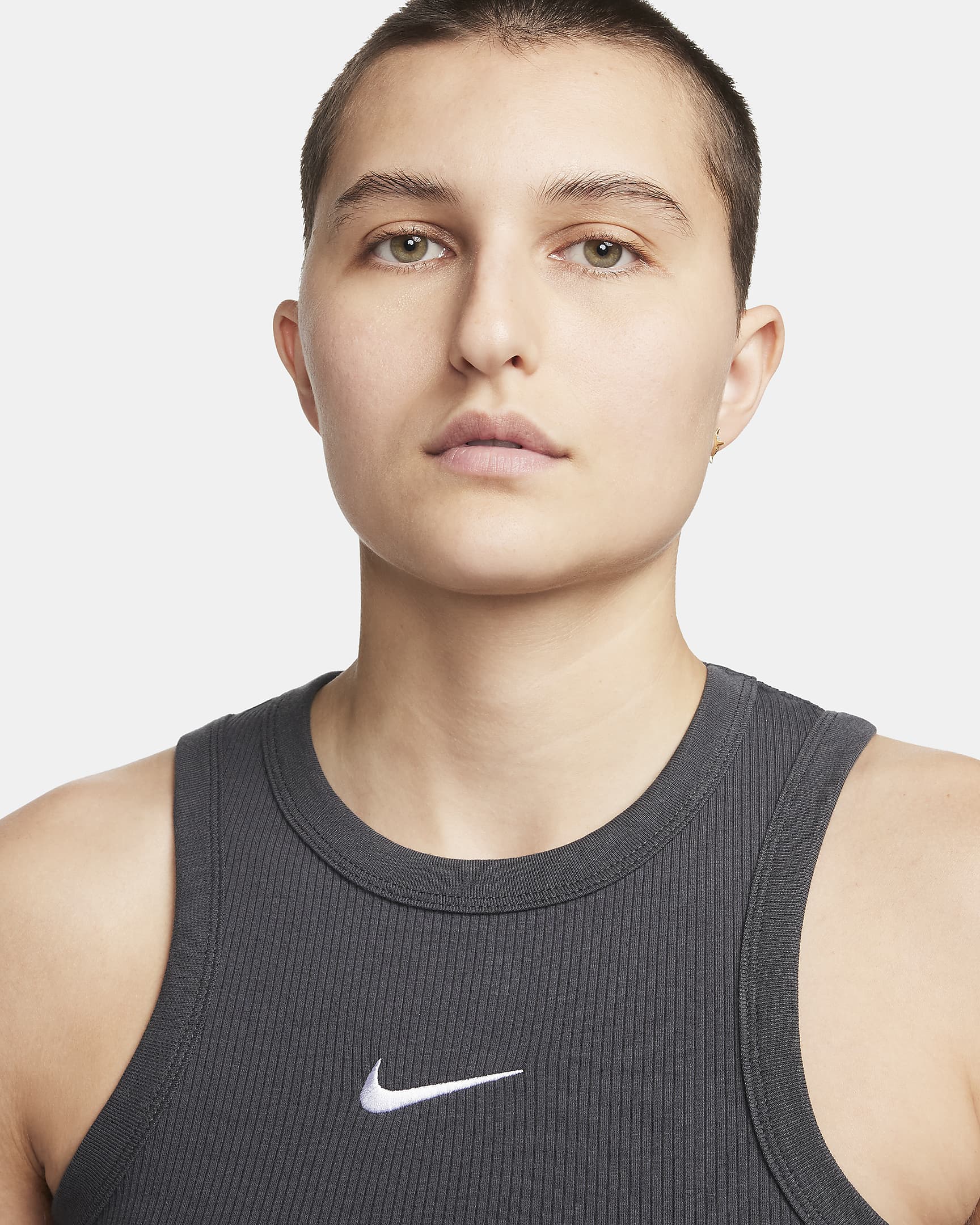 Nike Sportswear Women's Tank Top. Nike FI