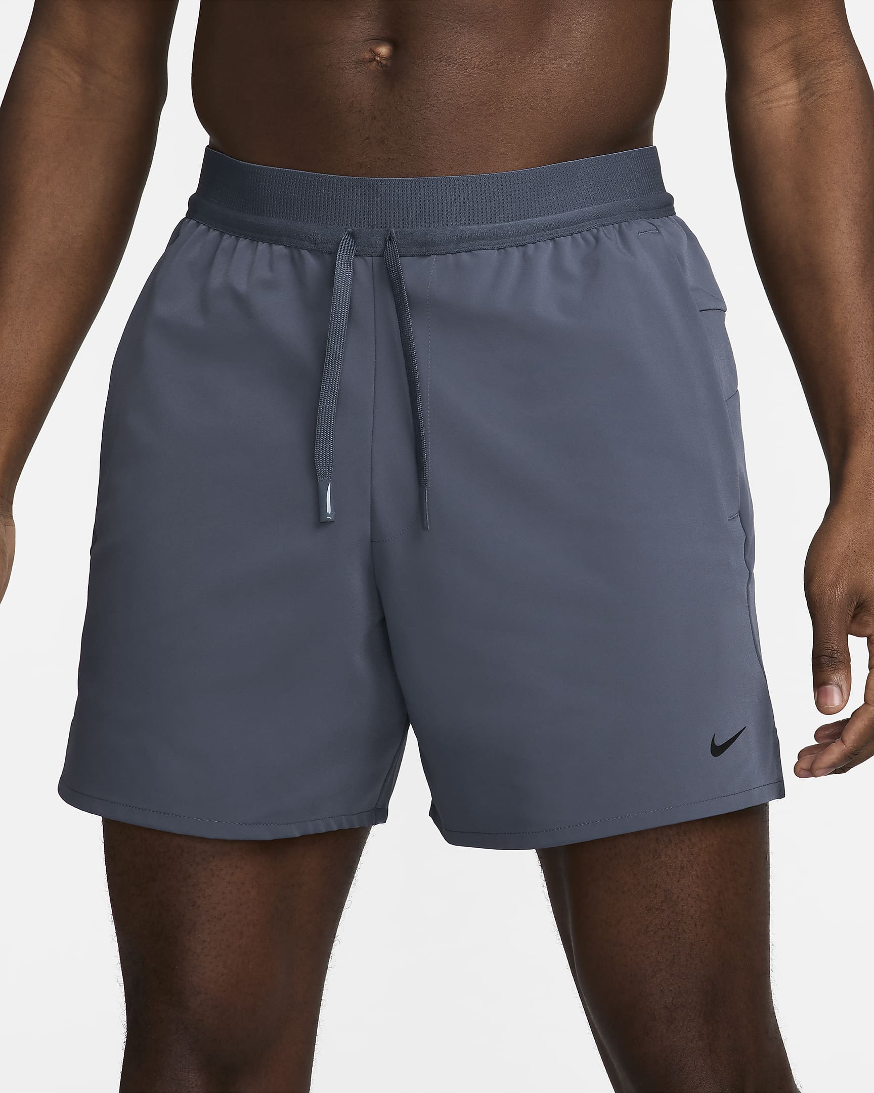 Nike A.P.S. Vielseitige Dri-FIT Herrenshorts (ca. 15 cm) - Thunder Blue/Schwarz