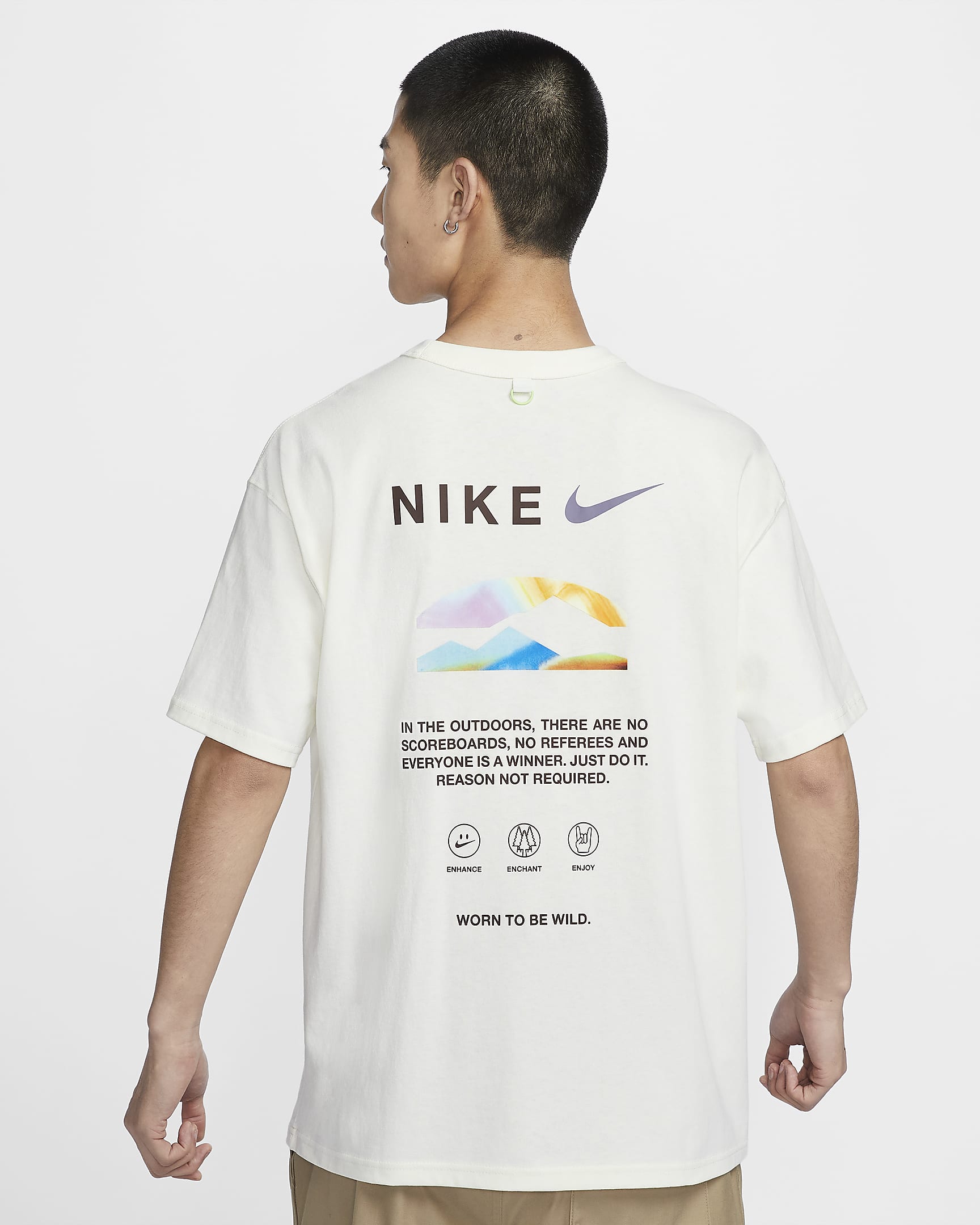 nike sportswear basic t shirt