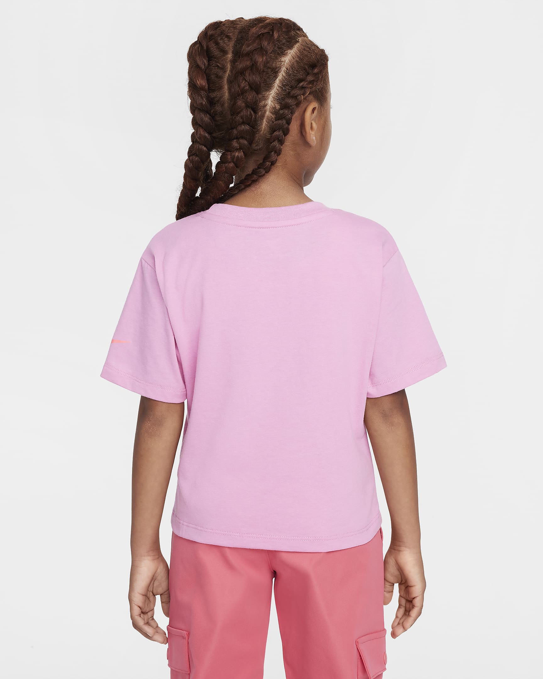 Playera Izzy con gráfico para preescolar Nike - Flamenco mágico