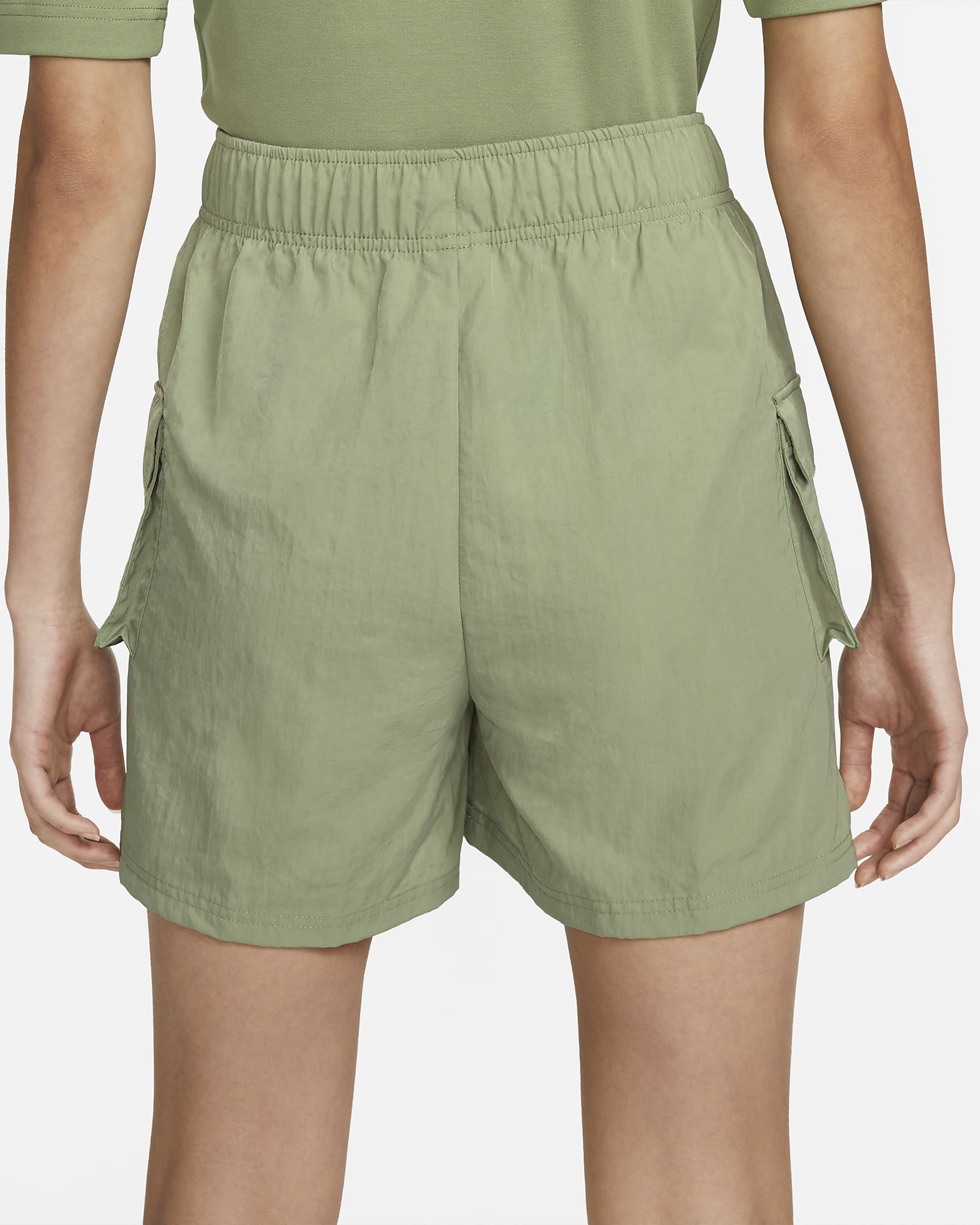 essential shorts nike