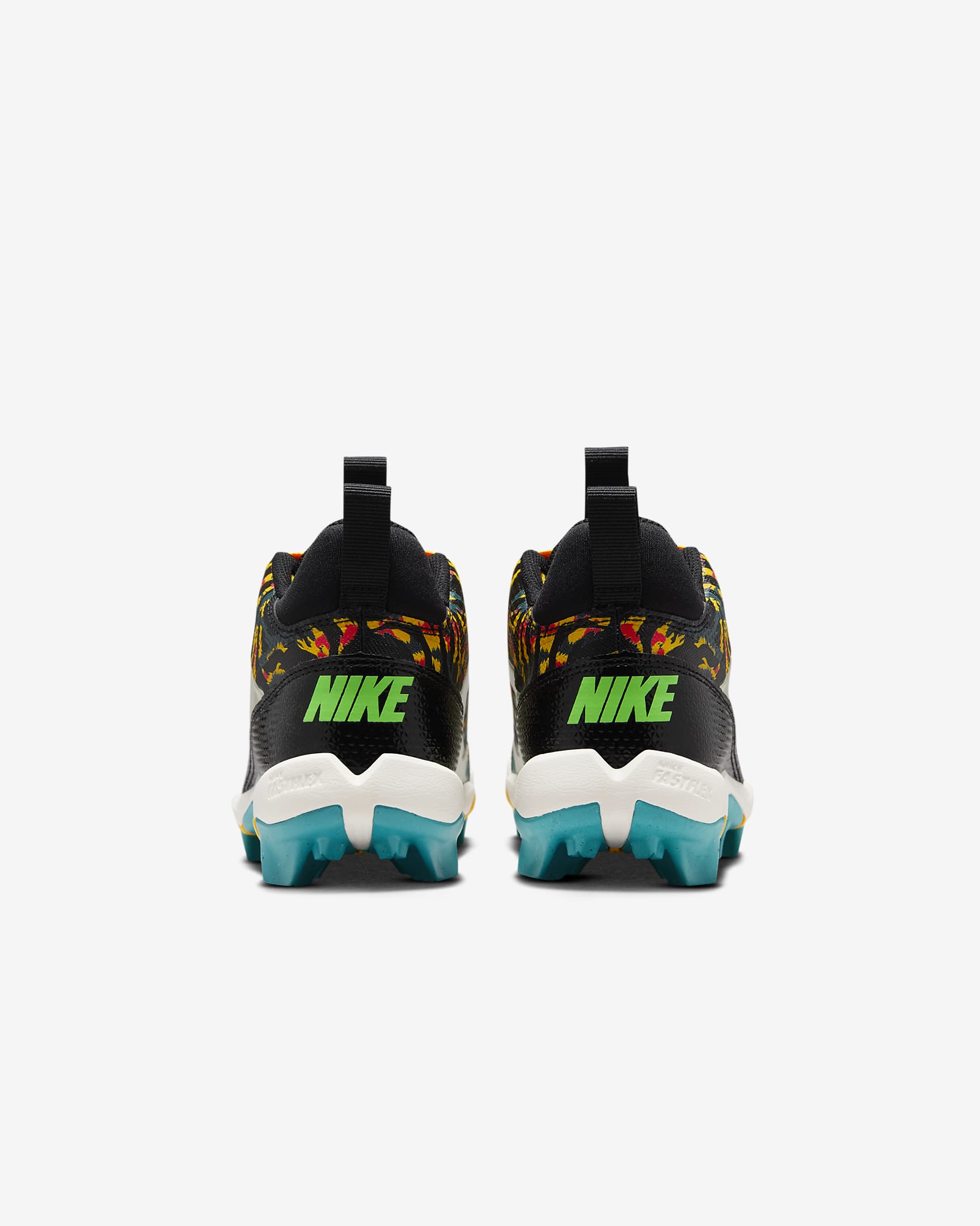 Tacos de fútbol para niños grandes Nike Alpha Menace 4 Shark "Travis Kelce" - Negro/Vela/Cactus empolvado/Verde strike