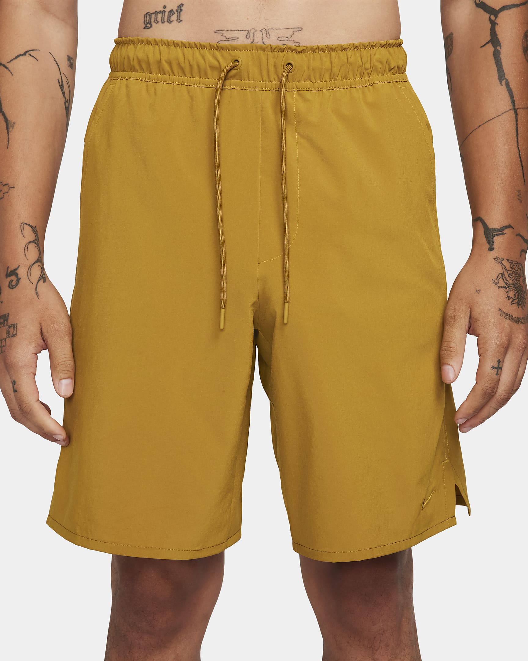Nike Unlimited Men's DriFIT 9" Unlined Versatile Shorts.