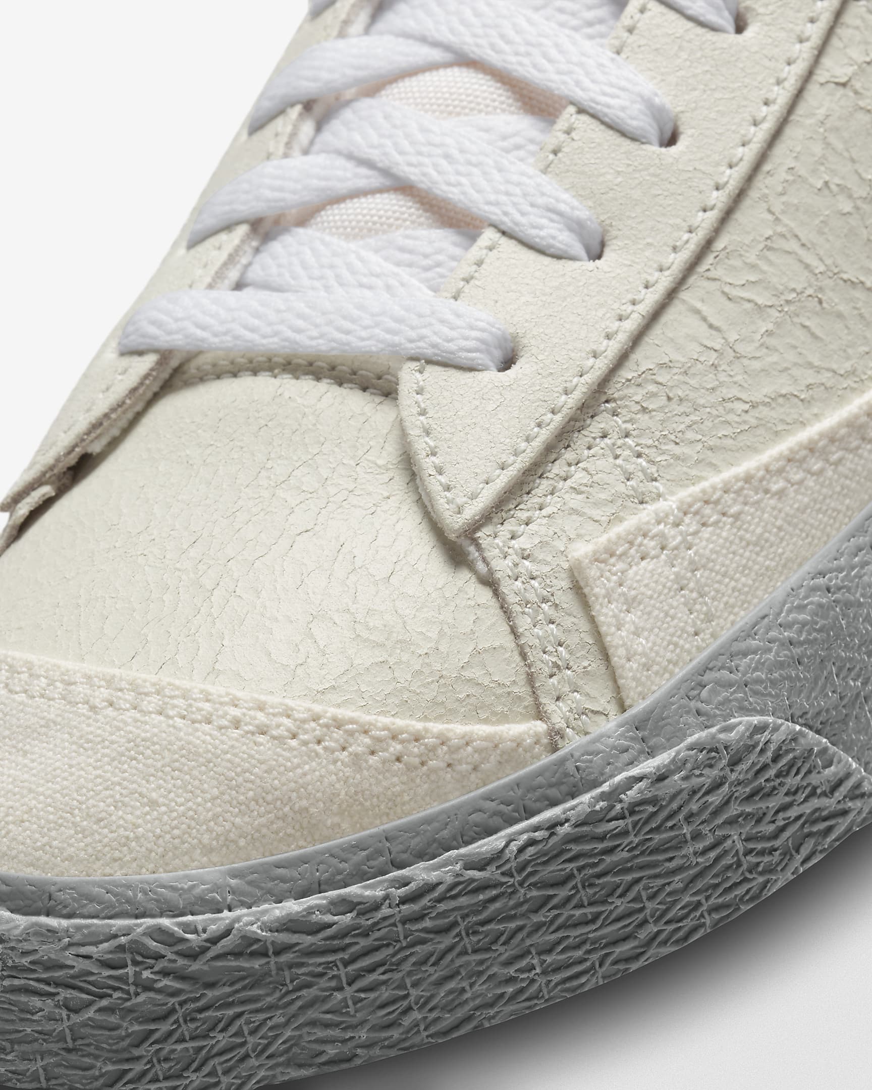 nike sneakers that go with everything