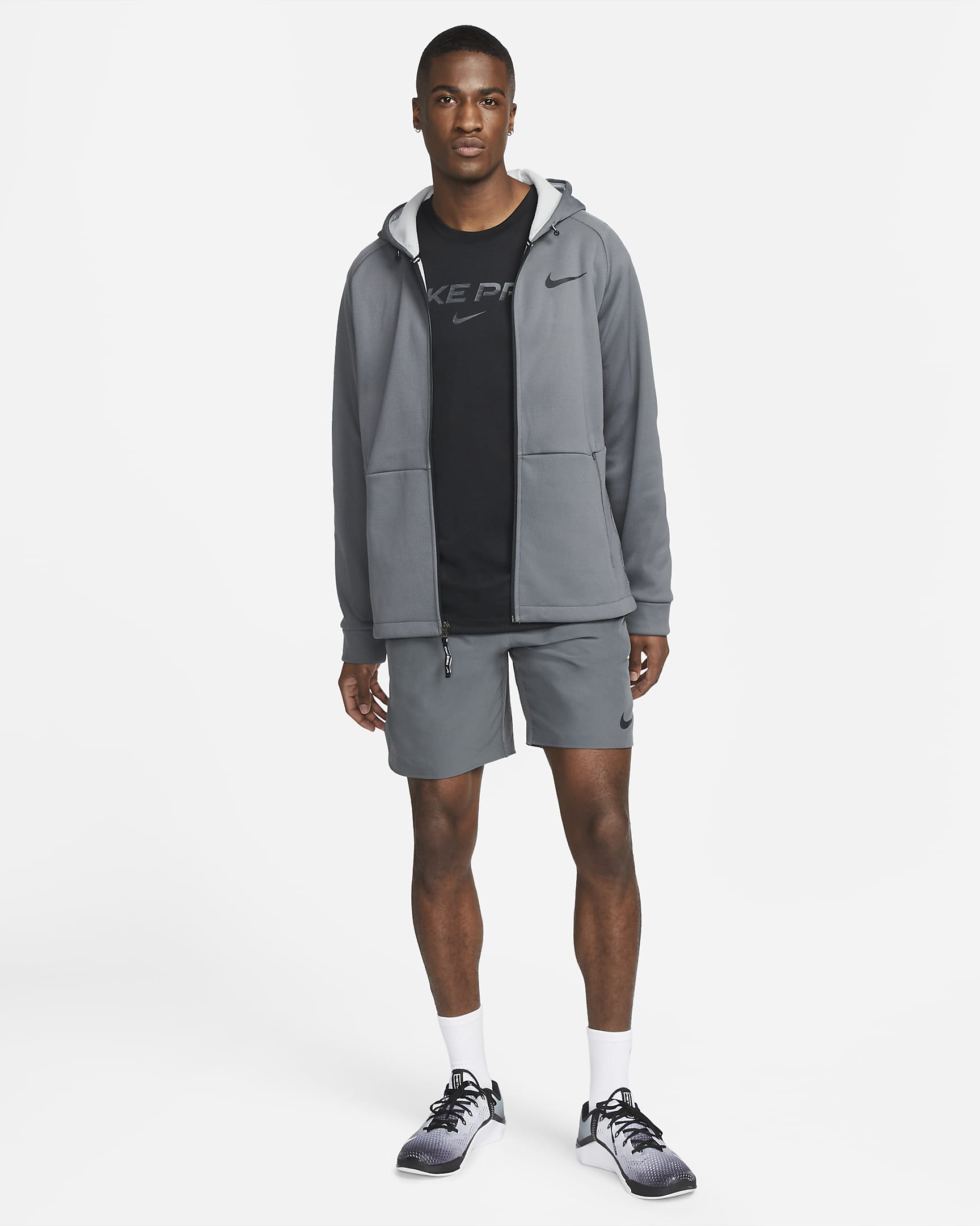 Nike Therma-Sphere Men's Therma-FIT Hooded Fitness Jacket. Nike PT