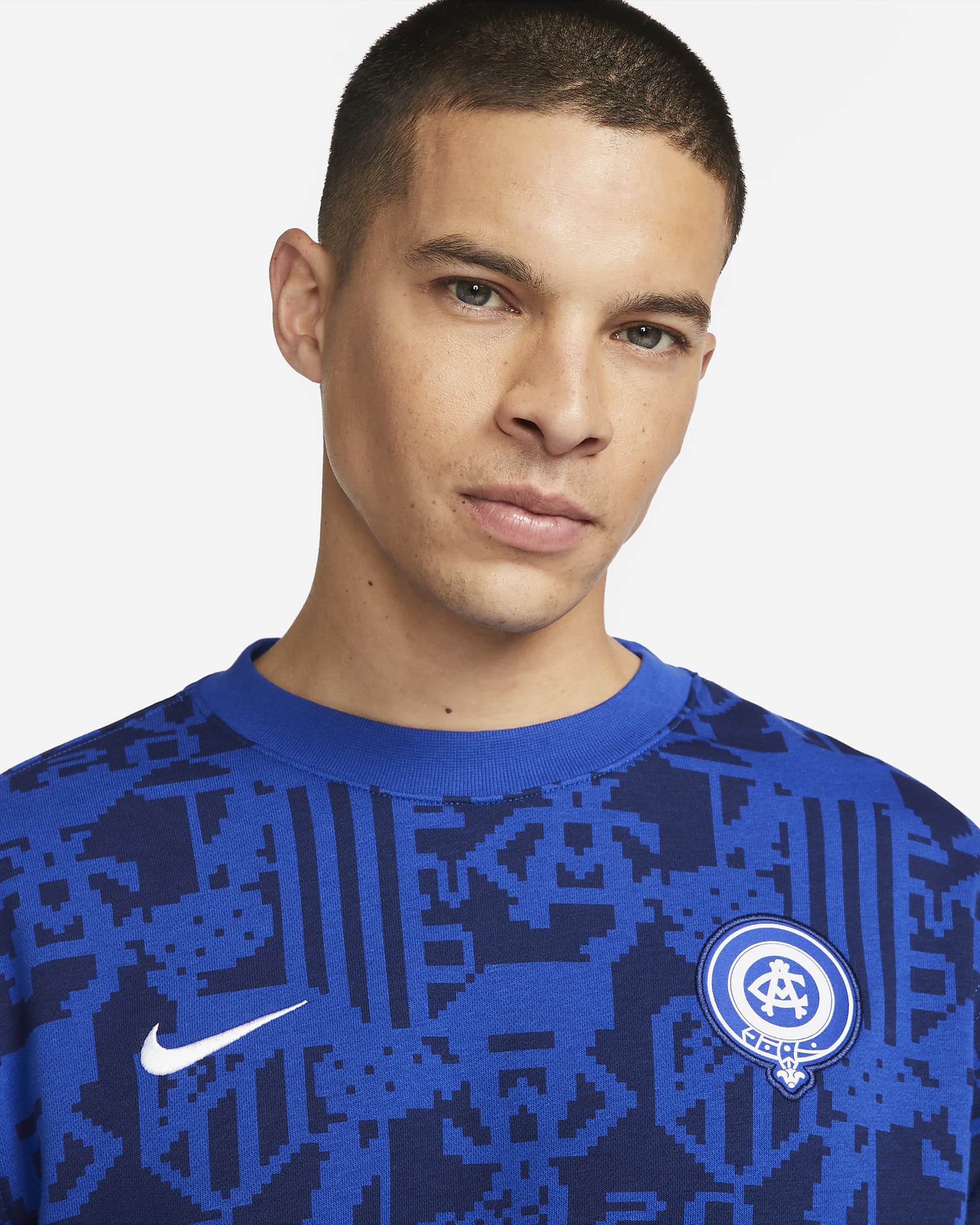 Atlético Madrid Men's French Terry Graphic Sweatshirt. Nike UK