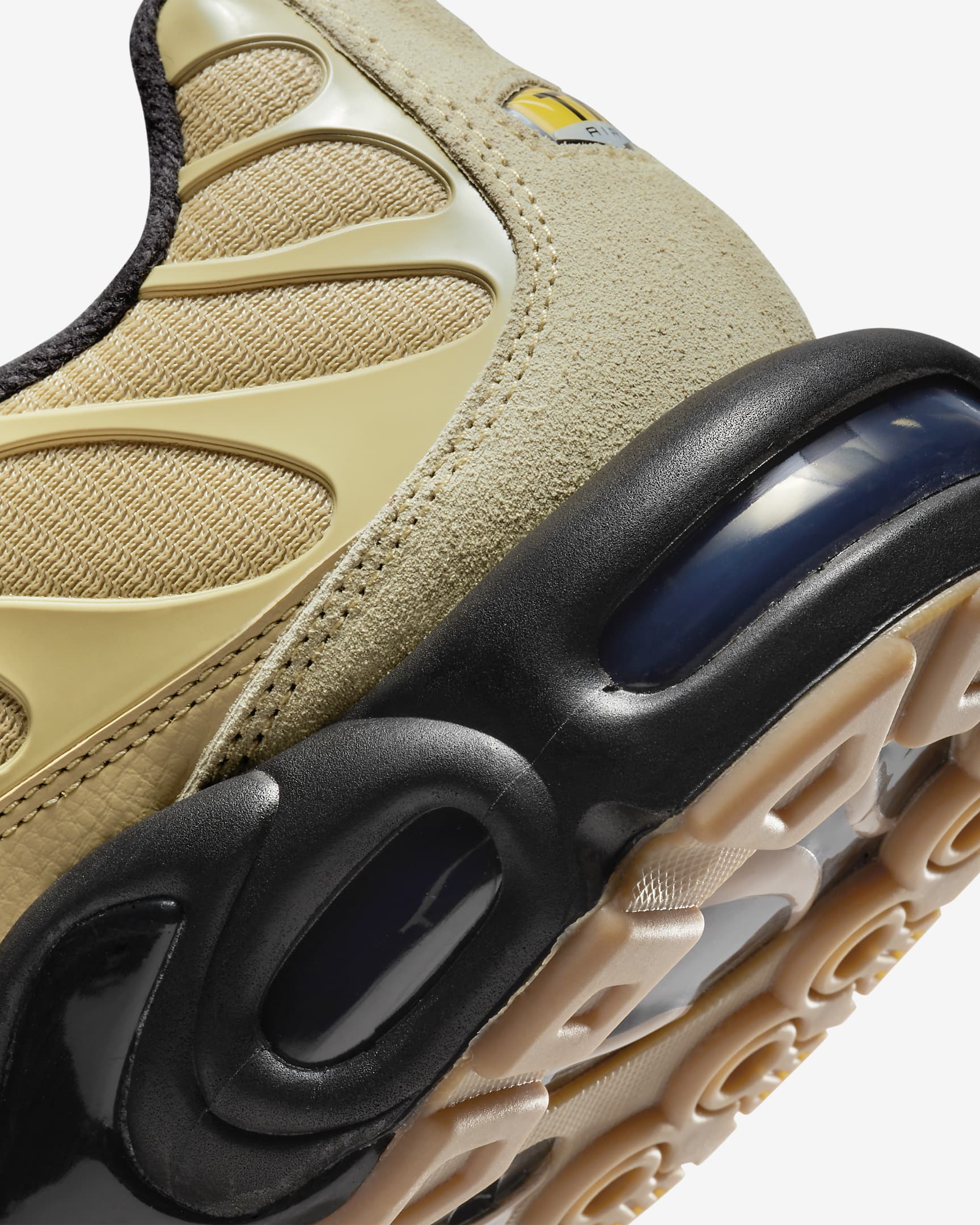 Nike Air Max Plus Men's Shoes. Nike BE