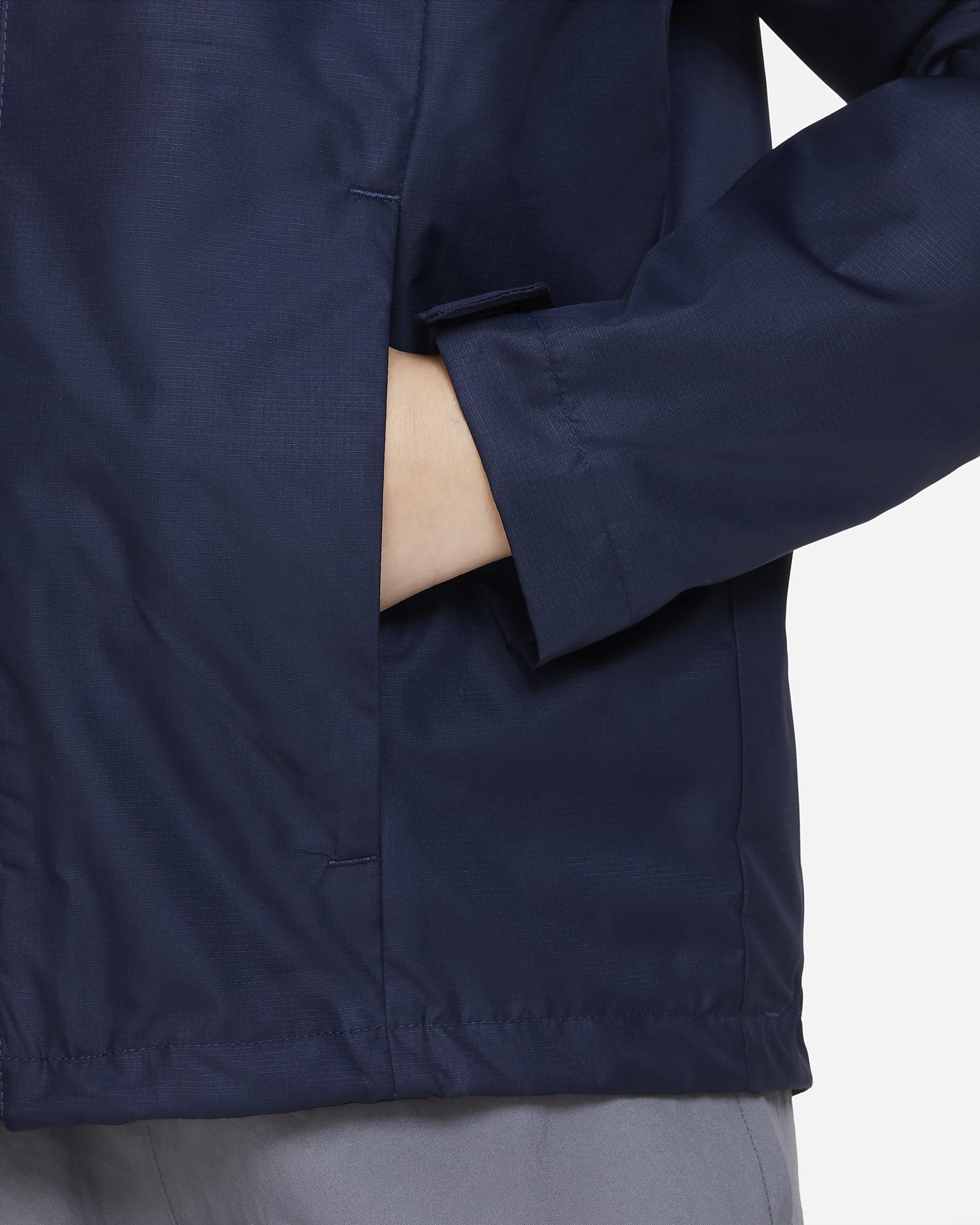 Nike StormFIT Academy23 Older Kids' Football Rain Jacket. Nike SI