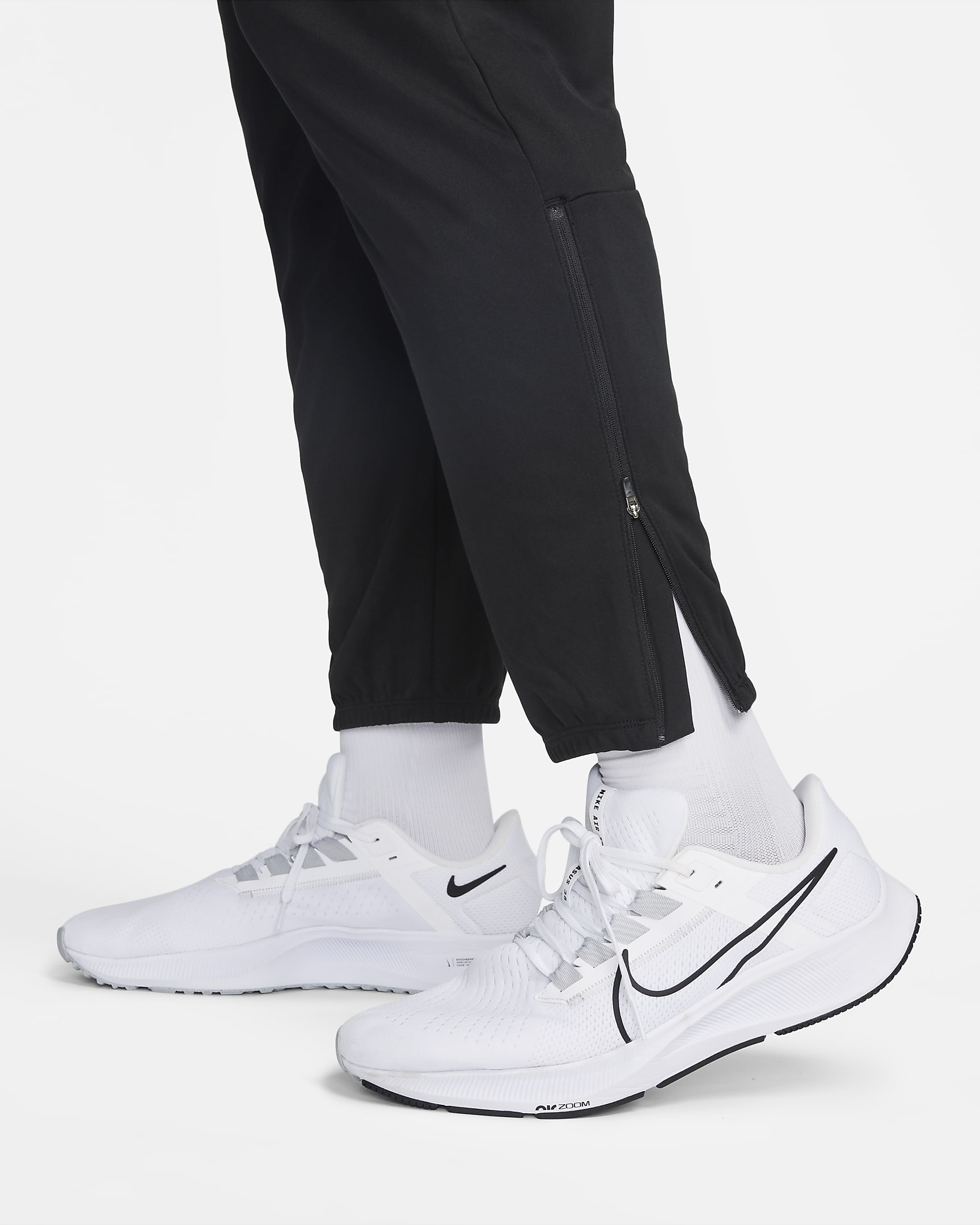 Nike Dri-FIT Challenger Men's Knit Running Trousers. Nike UK