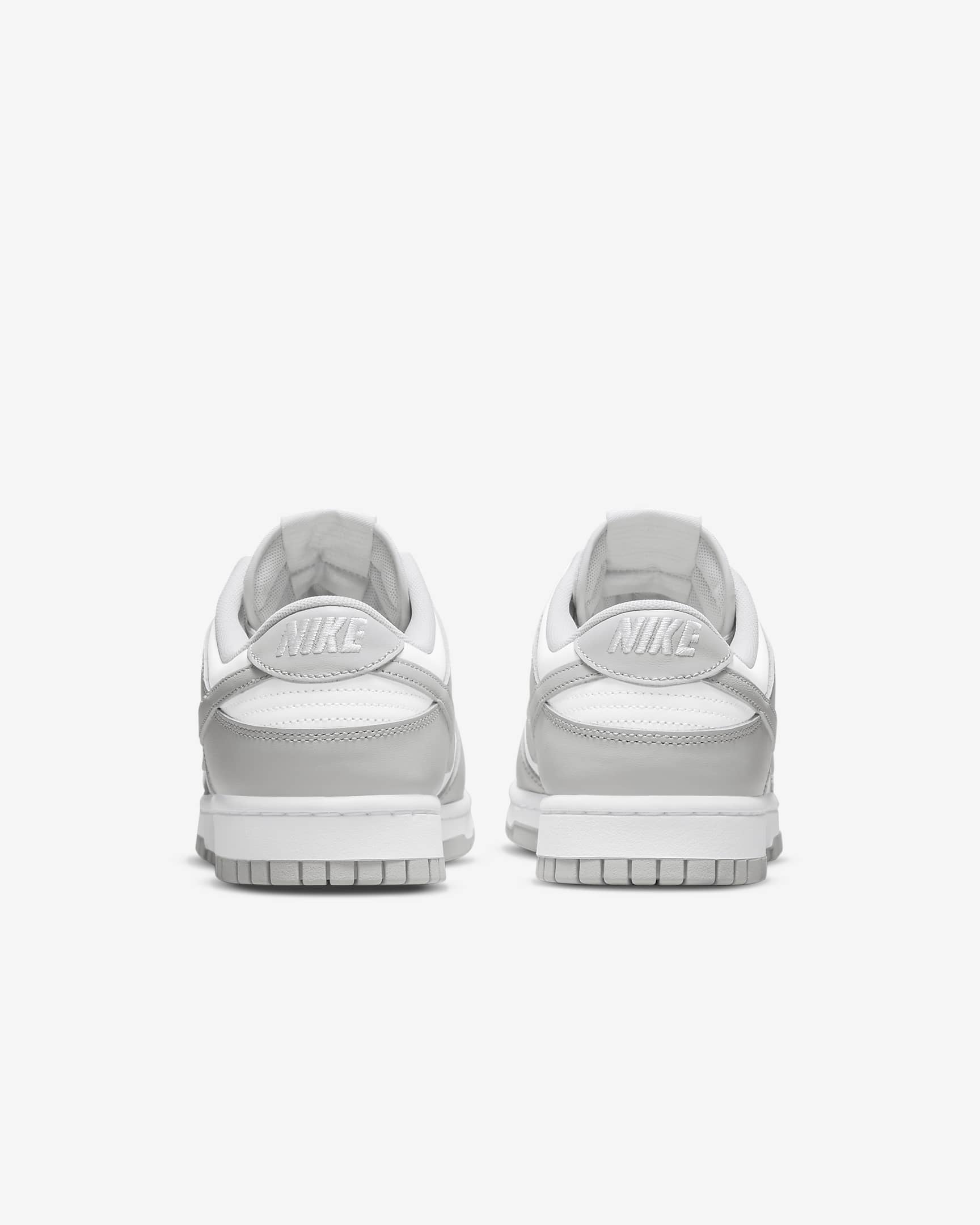 Nike Dunk Low Retro Men's Shoe - White/Grey Fog