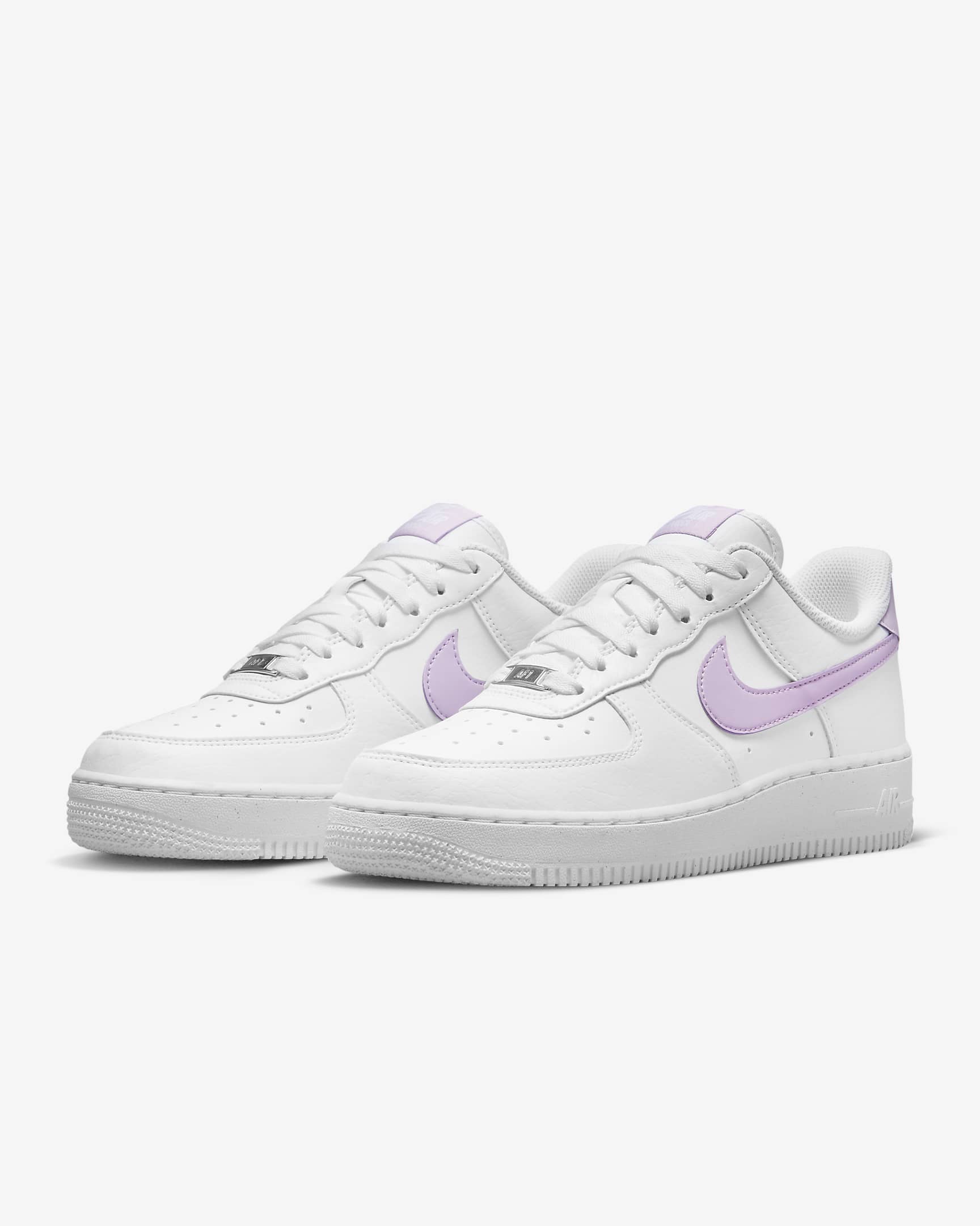 Chaussures Nike Air Force 1 '07 Next Nature pour Femme - Blanc/Blanc/Metallic Silver/Doll