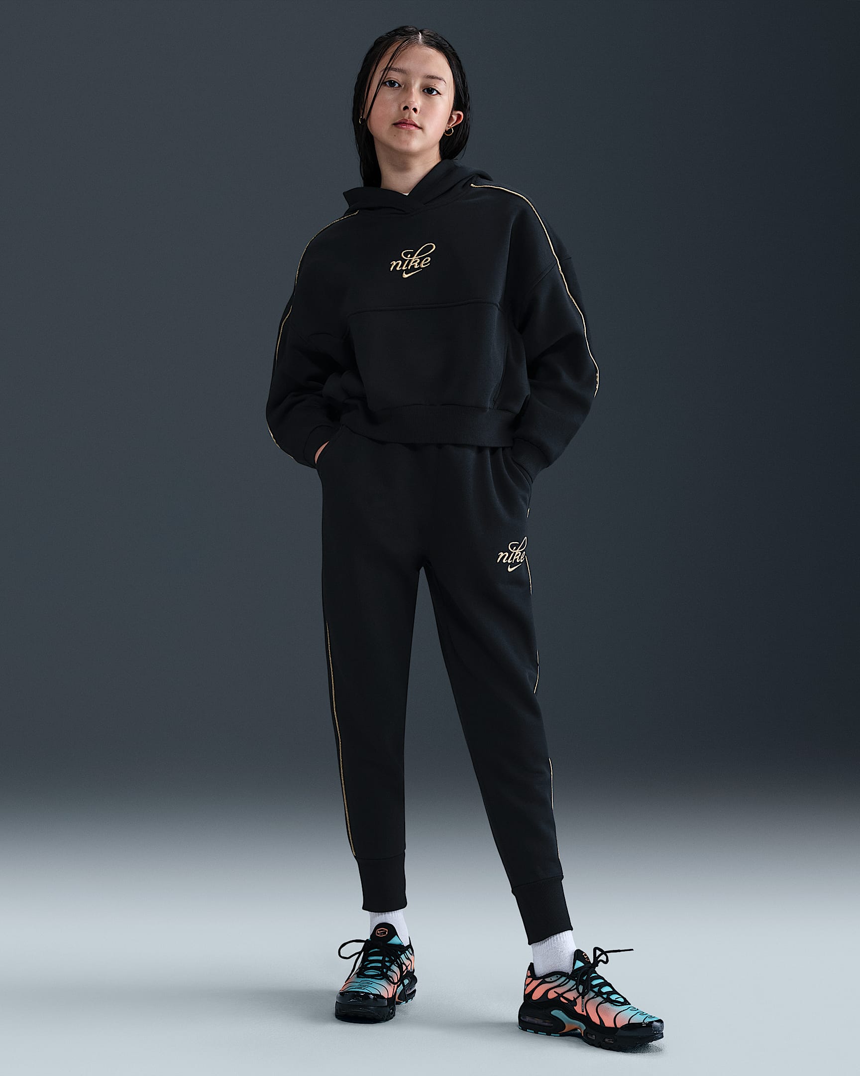 Nike Sportswear Club Fleece Big Kids' (Girls') Oversized Joggers - Black/Metallic Gold