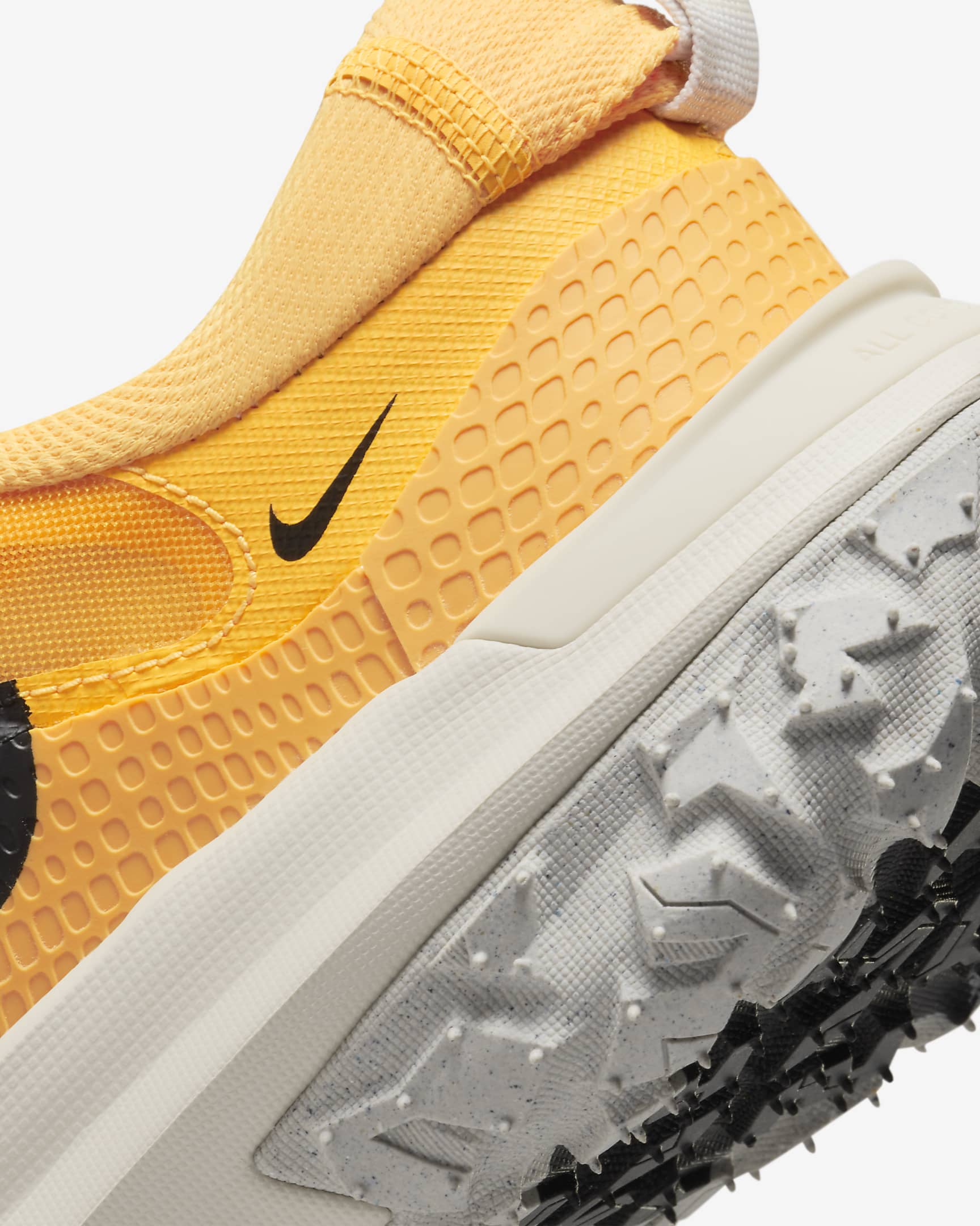 Fly low 2 nike acg