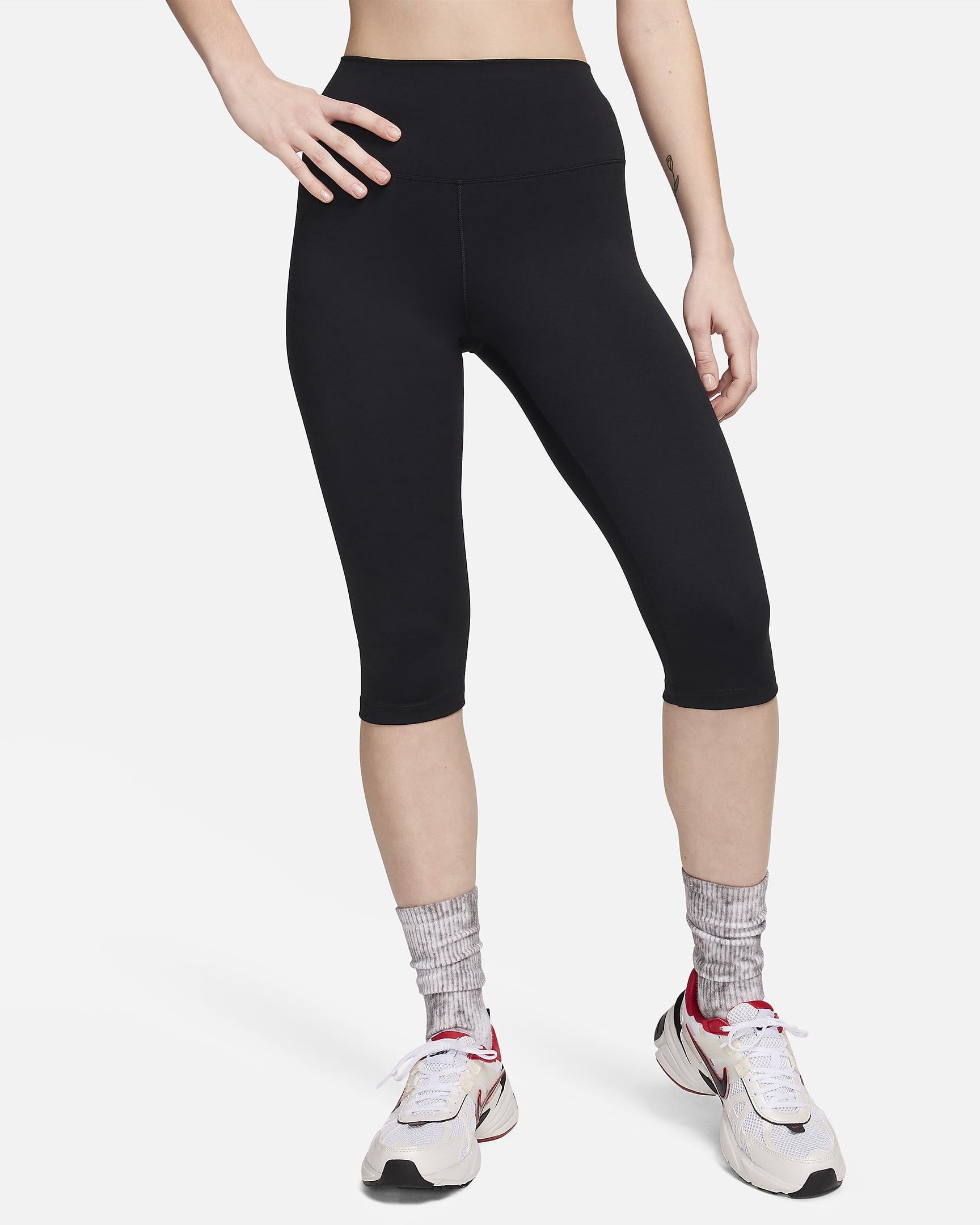 Højtaljet Nike One-caprileggings til kvinder - sort/sort