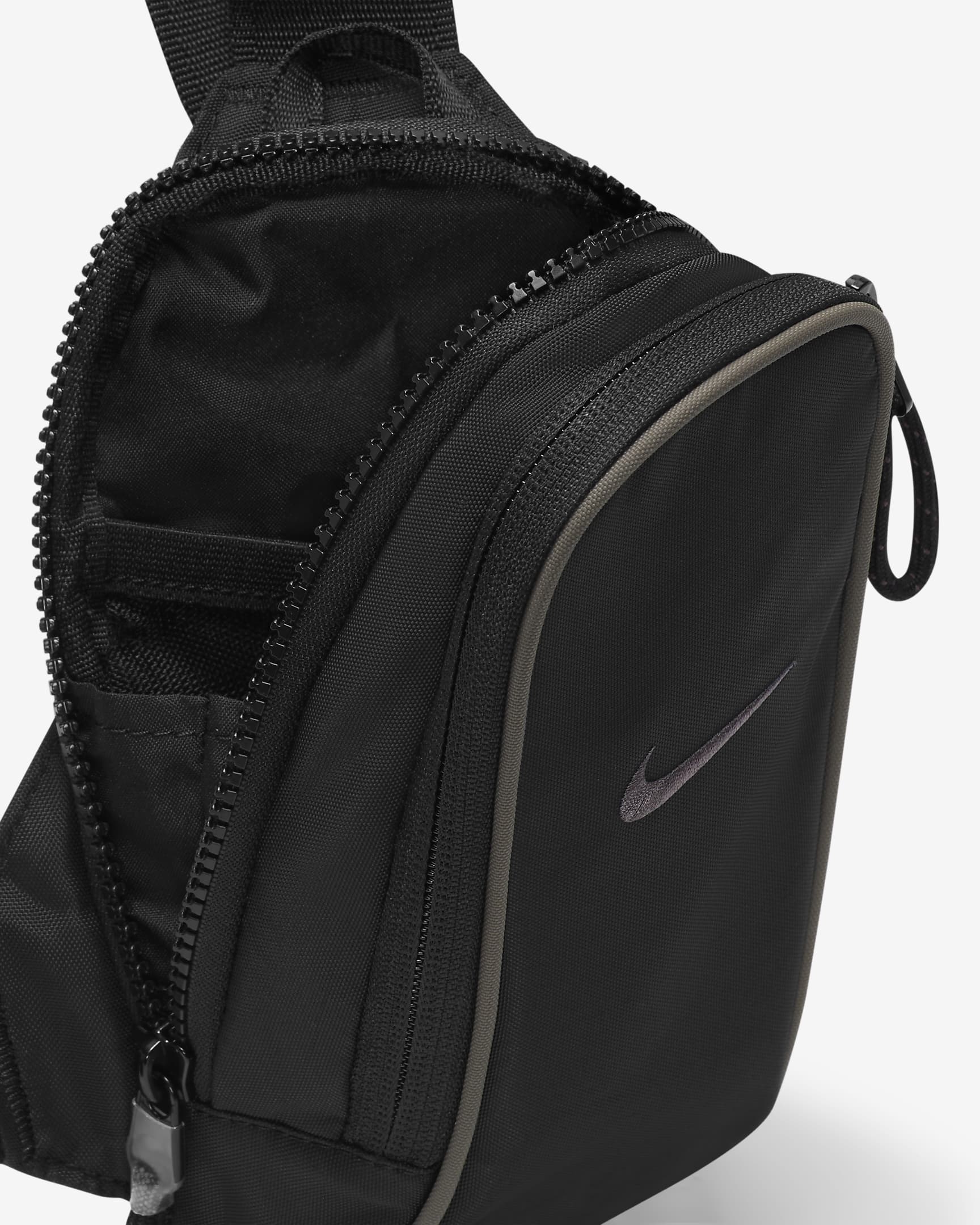 Nike Sportswear Essentials skulderveske (1 L) - Svart/Svart/Ironstone