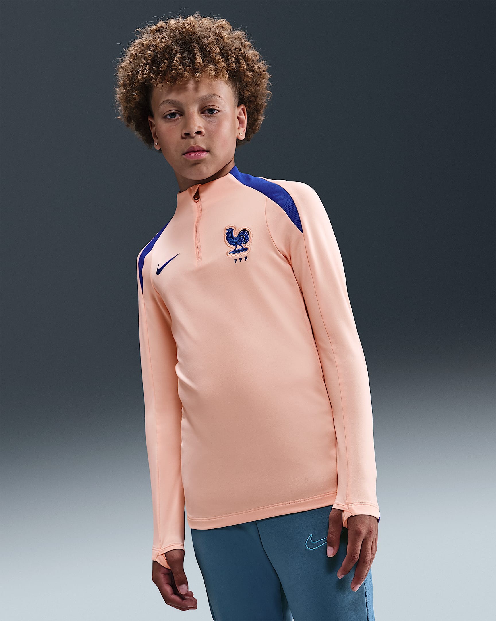 Maglia da calcio per allenamento Nike Dri-FIT FFF Strike – Ragazzo/a - Washed Coral/Bright Blue/Bright Blue