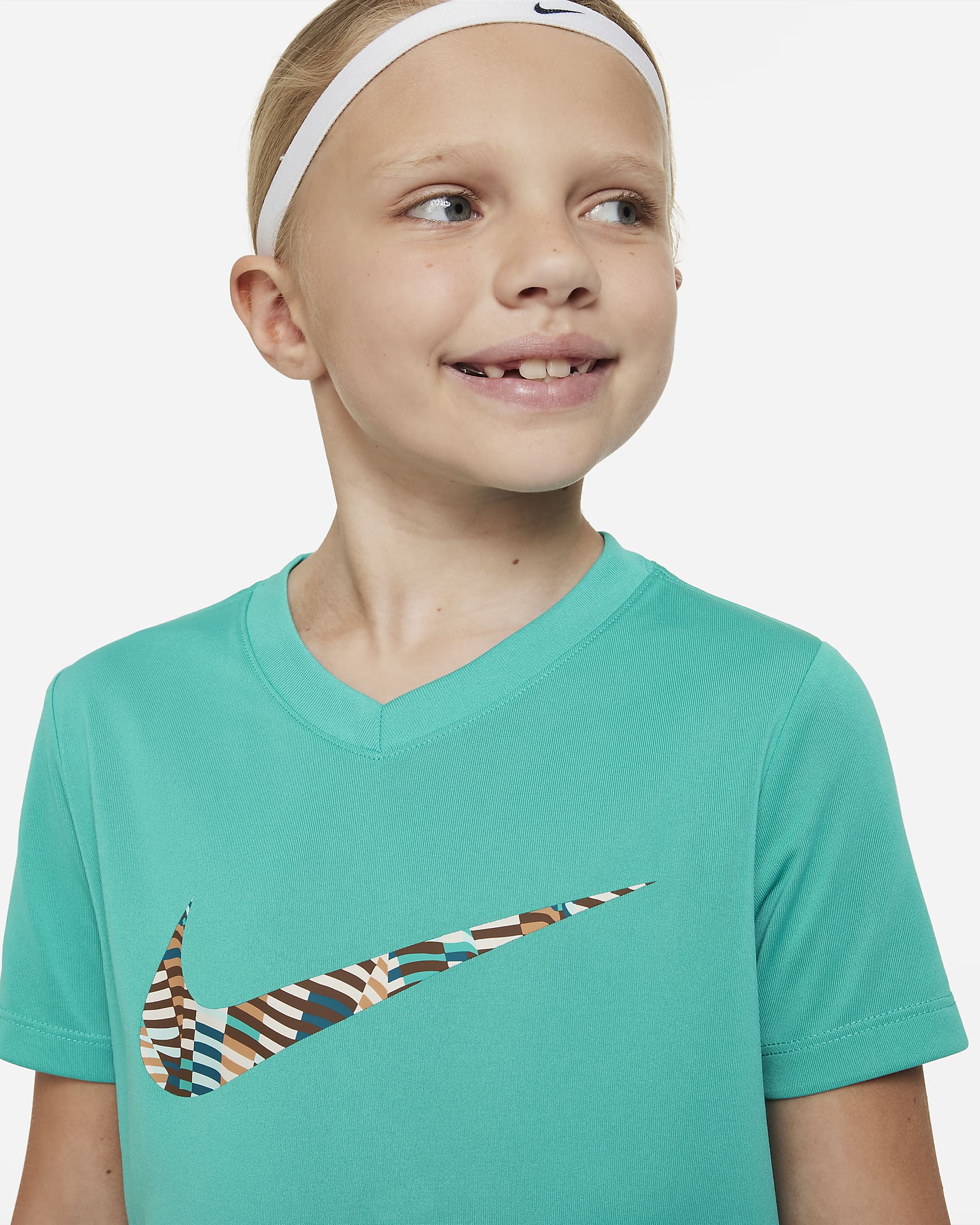 Nike Dri-FIT Older Kids' (Girls') V-Neck T-Shirt - Clear Jade II