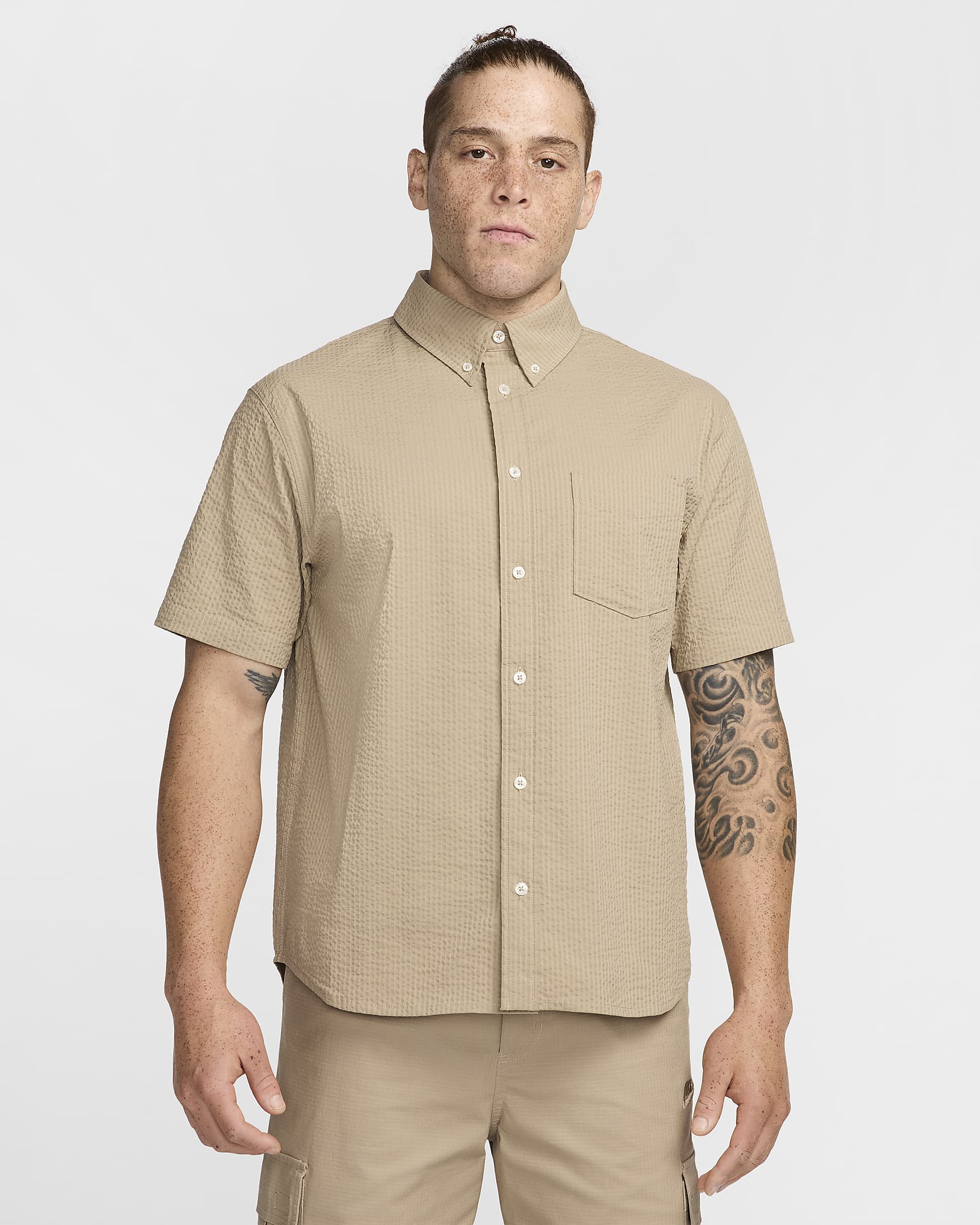 Pánská seersuckerová košile Nike Life s krátkým rukávem a knoflíky - Khaki/Khaki