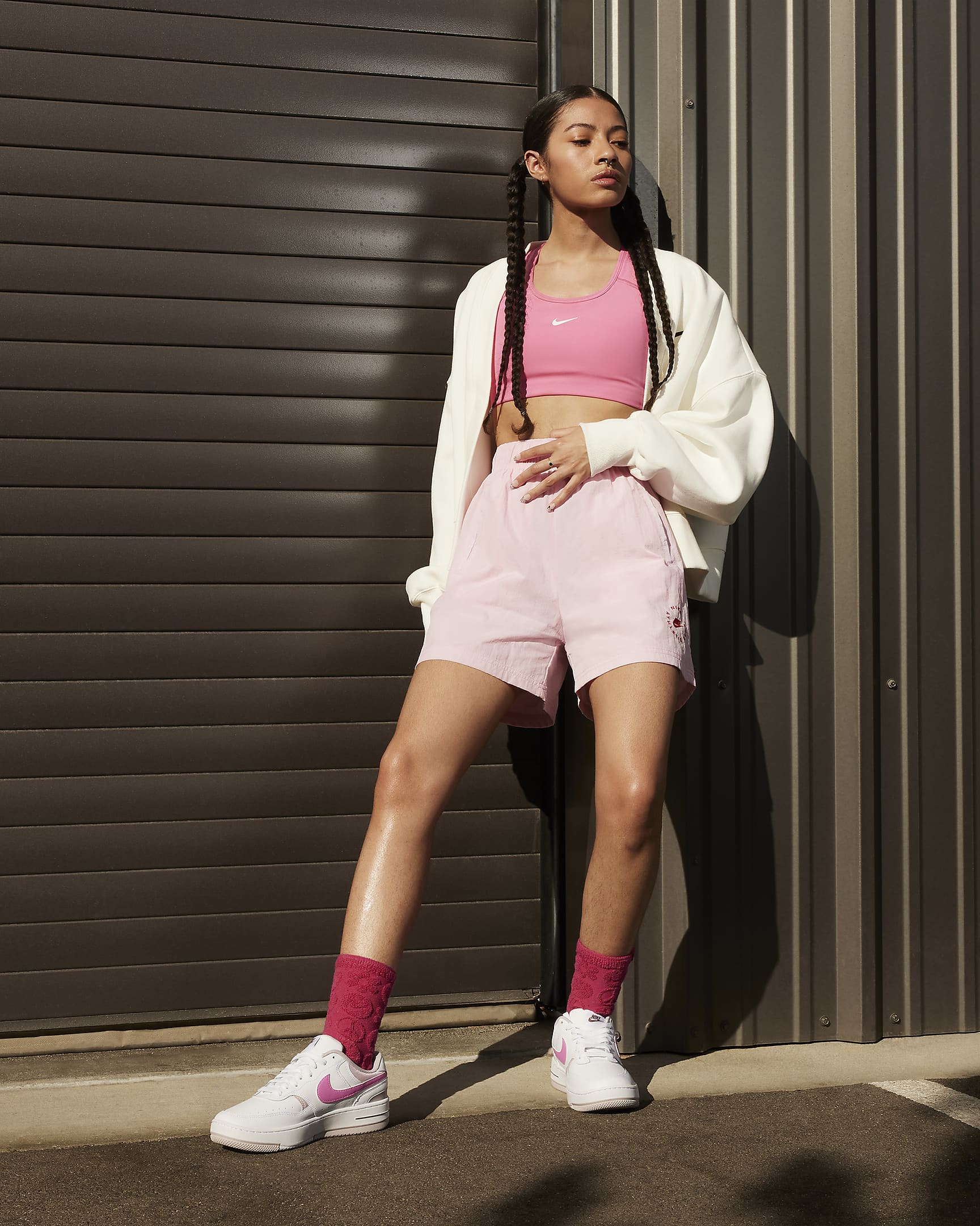 Chaussure Nike Gamma Force pour femme - Blanc/Platinum Violet/Pink Foam/Playful Pink