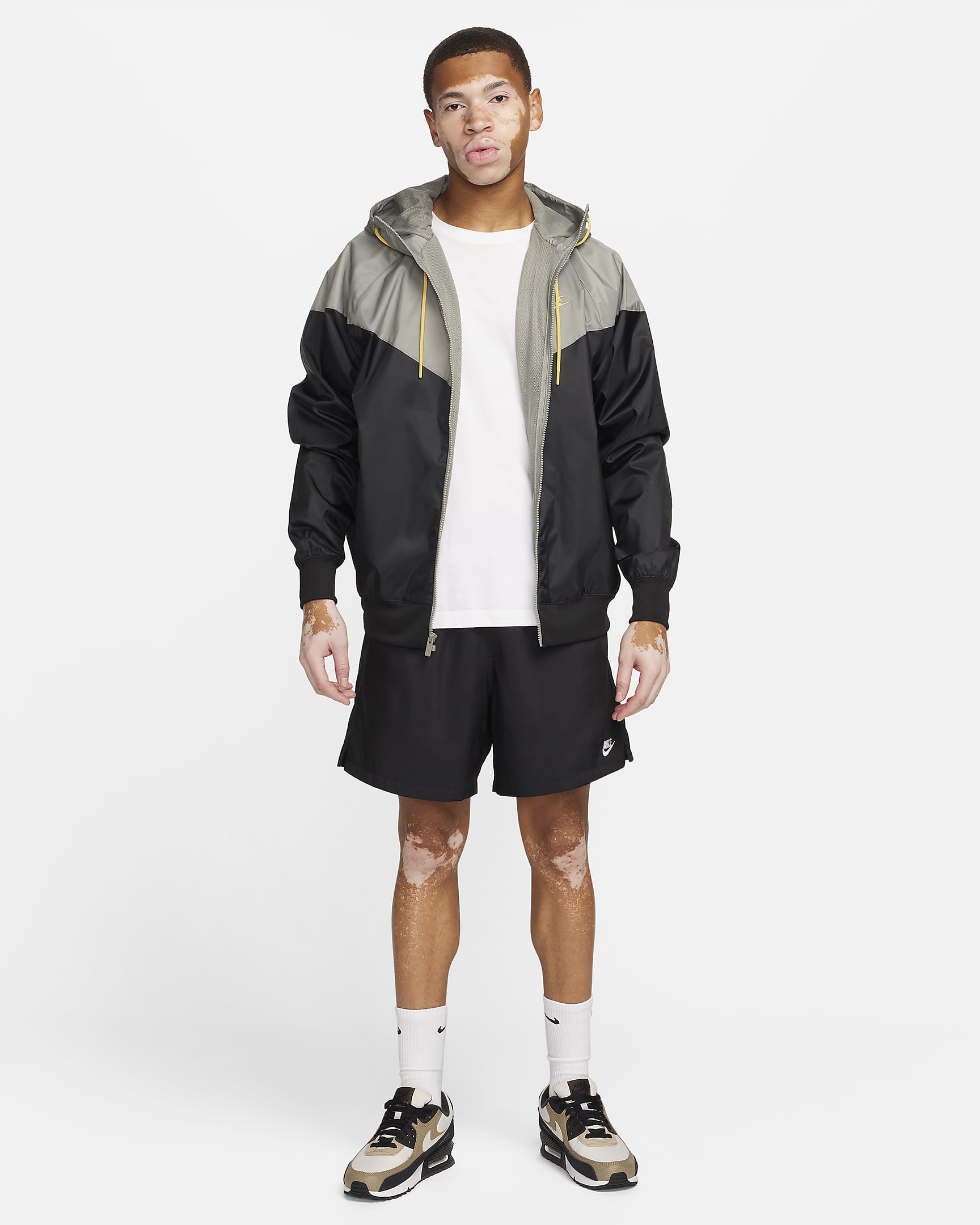 Veste à capuche Nike Sportswear Windrunner pour Homme - Noir/Dark Stucco/Saturn Gold