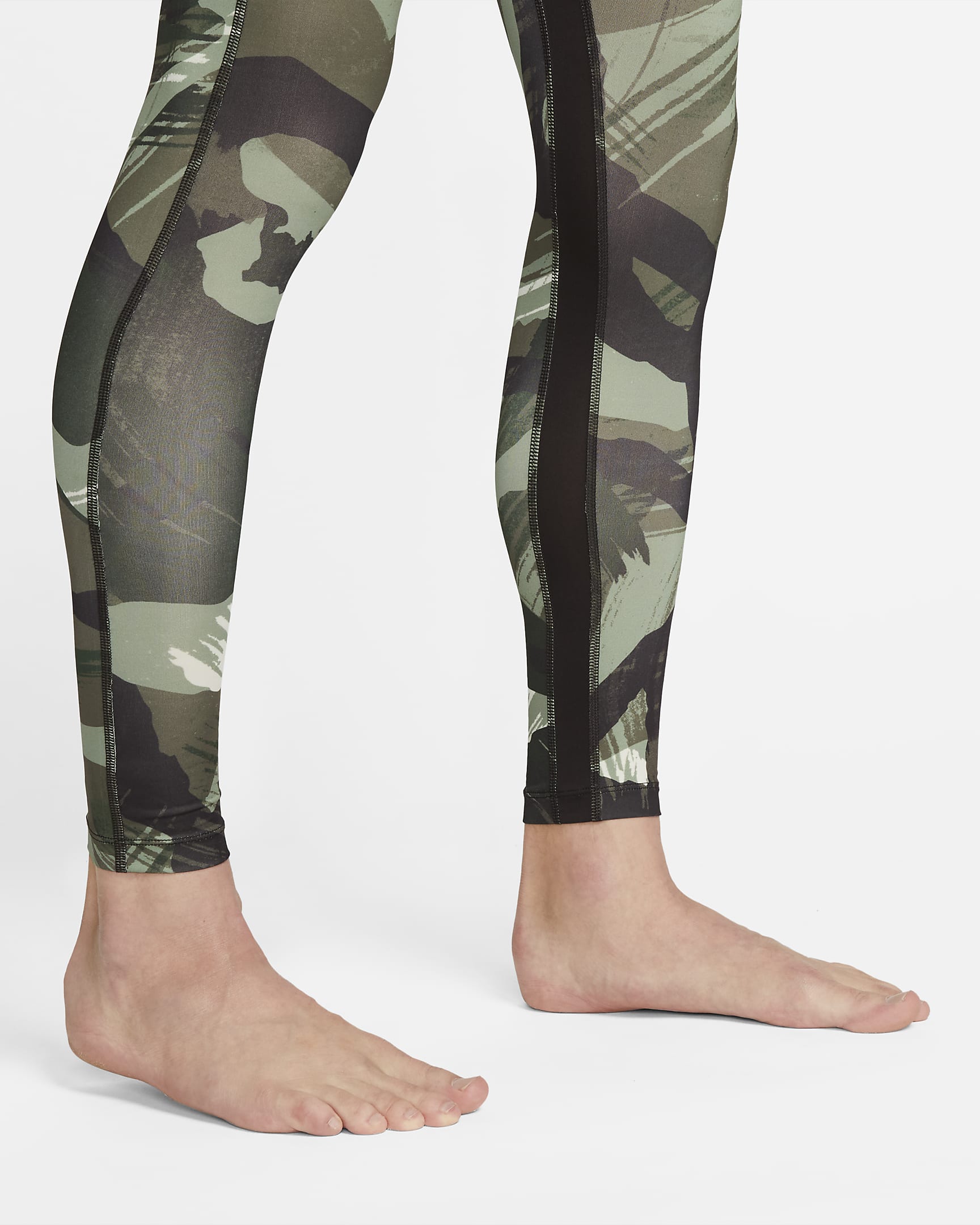 Nike Pro DriFIT Men's Camo Tights. Nike LU
