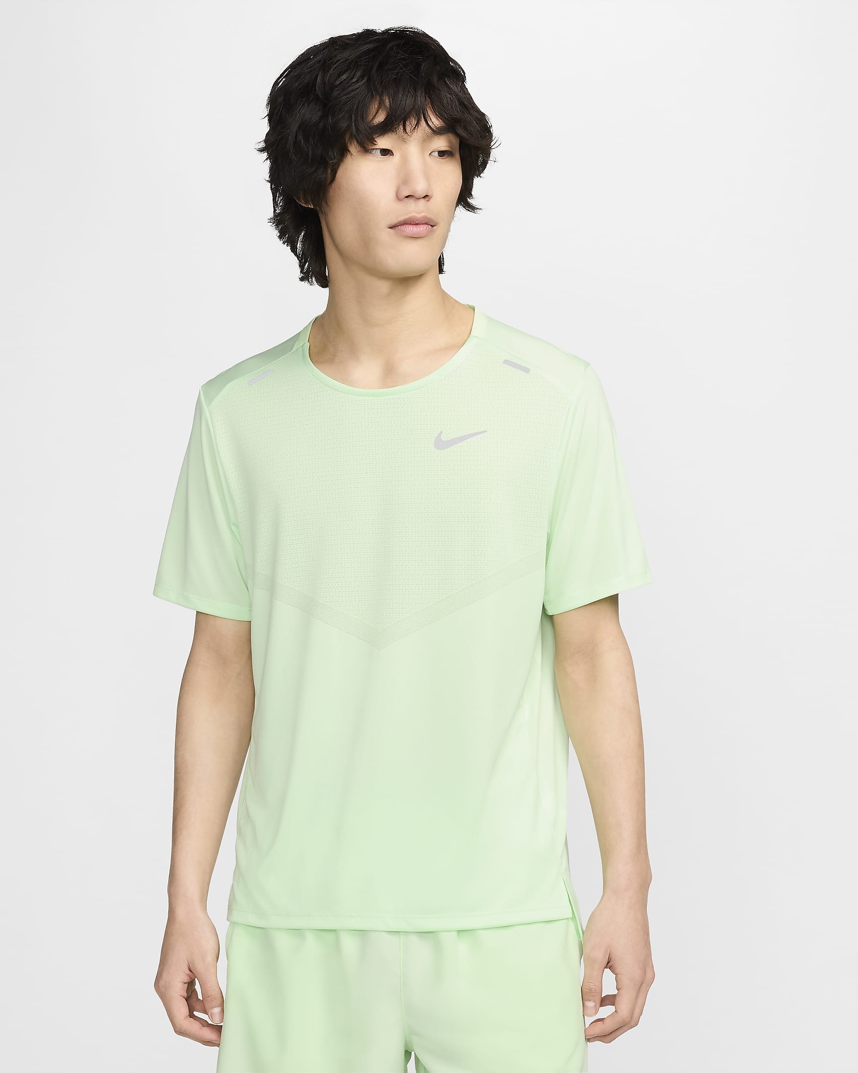 Nike Dri-FIT Rise 365 Men's Short-Sleeve Running Top - Vapor Green