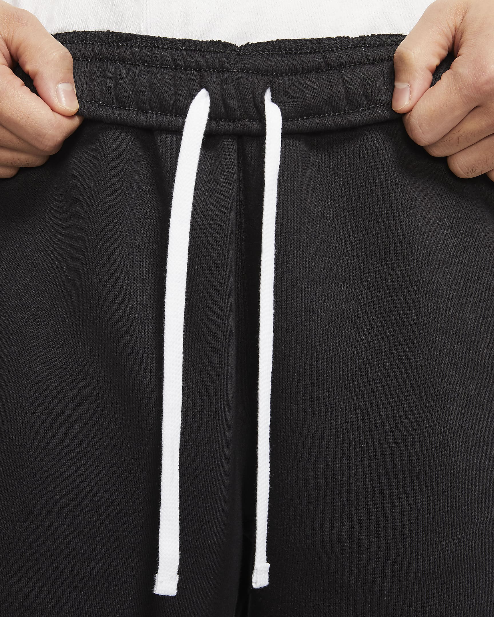 Nike Sportswear Club Men's Graphic Shorts - Black/White/White