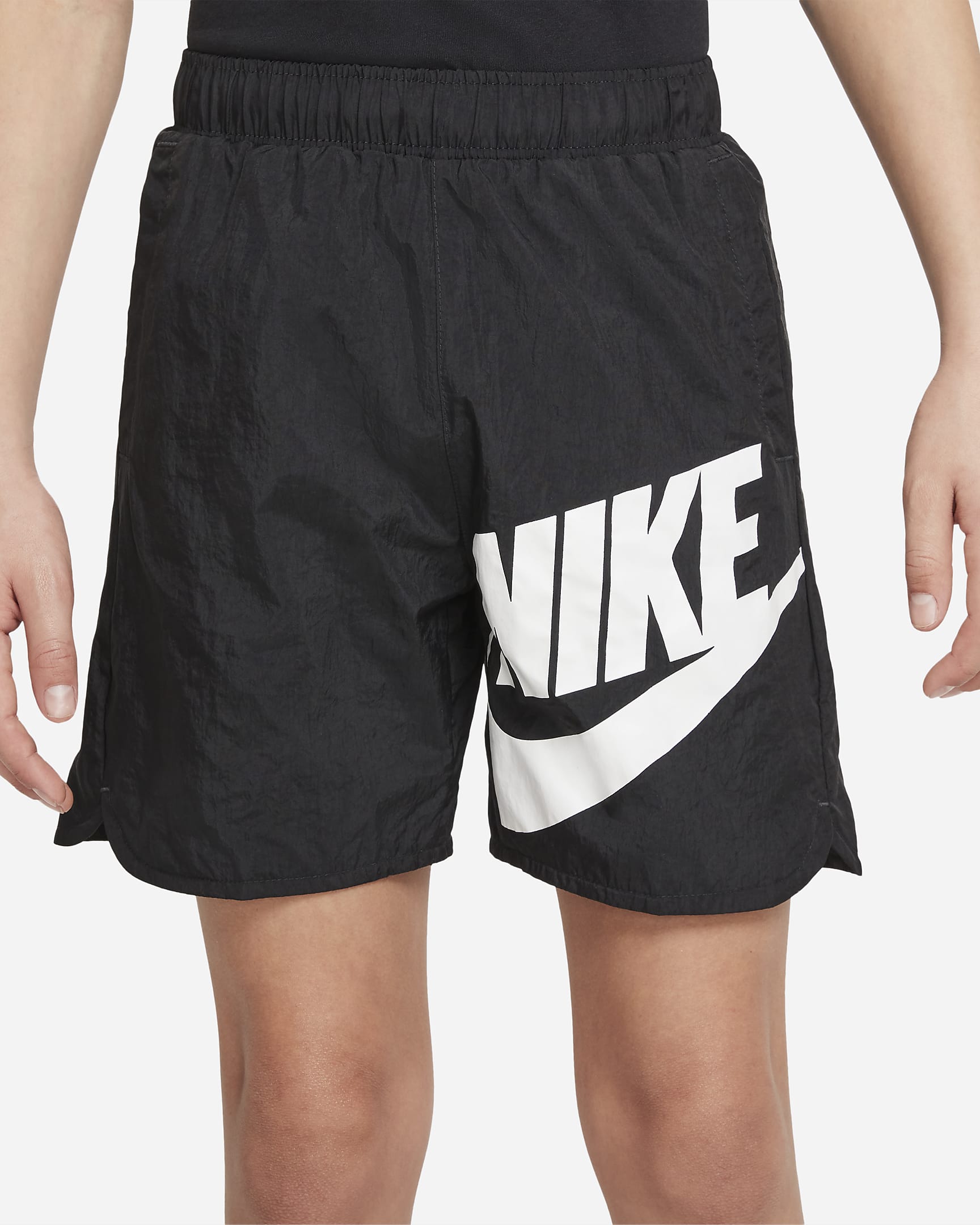 Nike Sportswear Older Kids' (Boys') Woven Shorts - Black/White