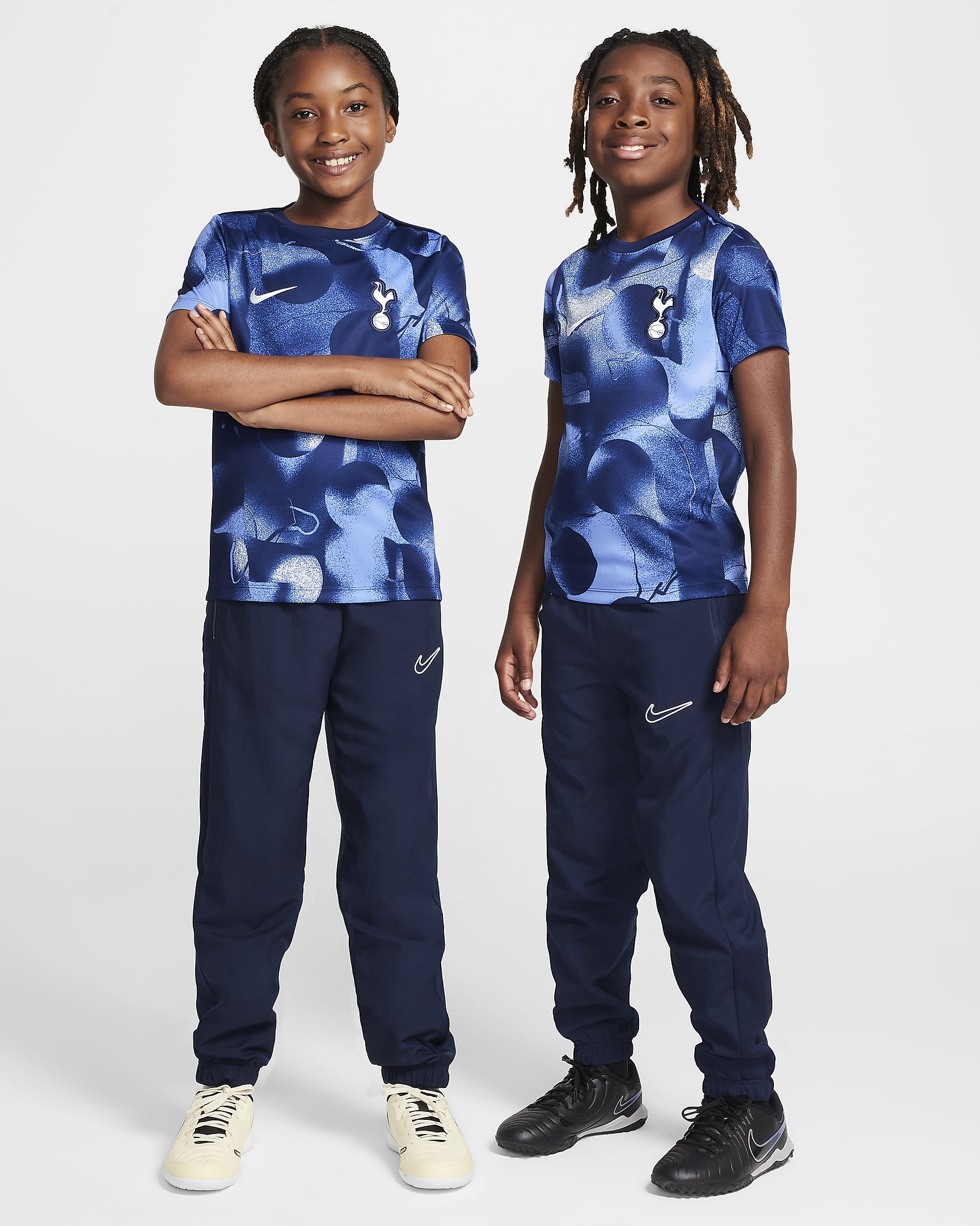 Tottenham Hotspur Academy Pro Big Kids' Nike Dri-FIT Soccer Pre-Match Short-Sleeve Top - Binary Blue/White