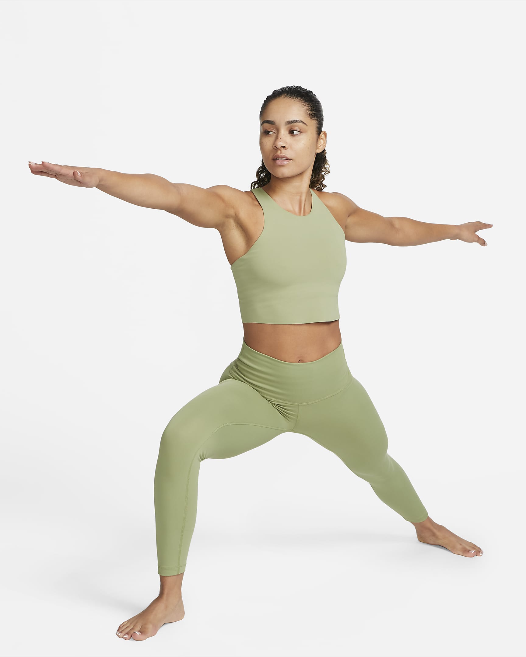 Nike Yoga Dri-FIT Luxe Women's Shelf-Bra Cropped Tank. Nike BE