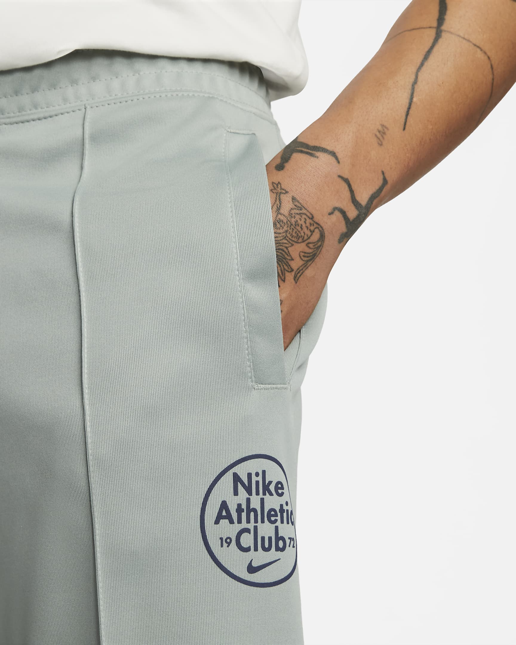 Nike Sportswear Trend Men's Pintuck Trousers. Nike CA