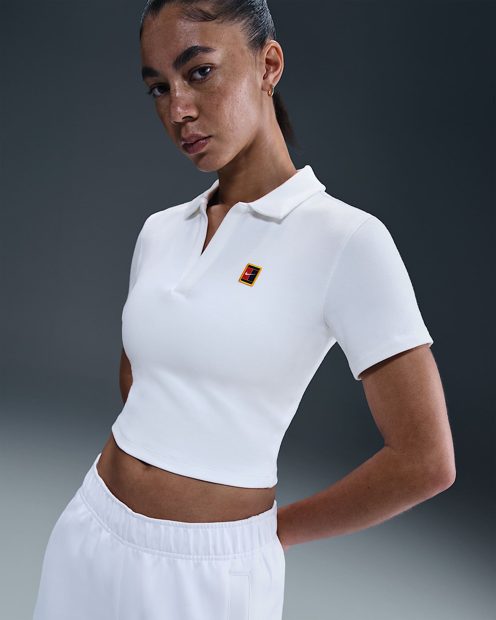 NikeCourt Heritage cropped tennispolo met korte mouwen voor dames - Wit
