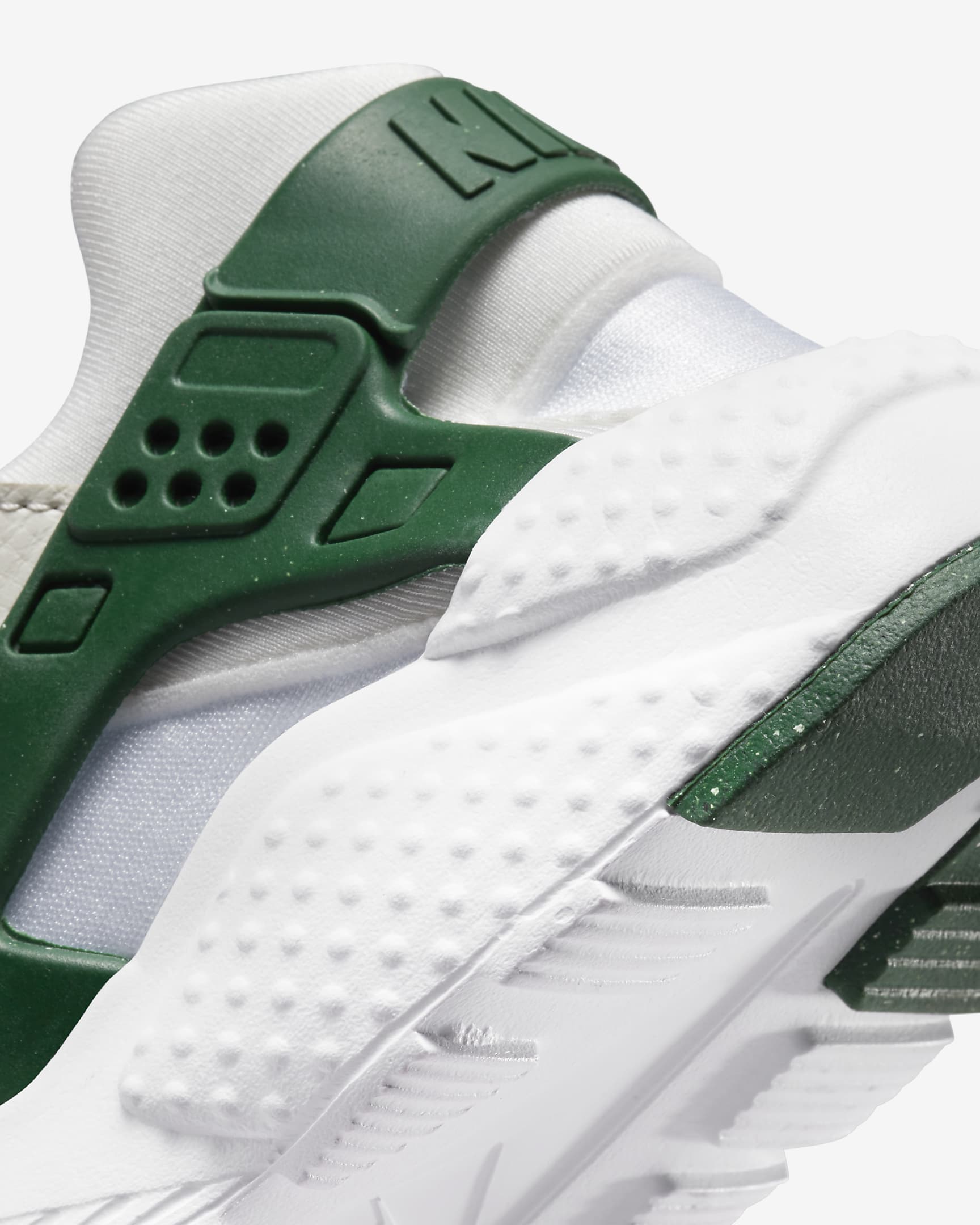 Nike Huarache Run Older Kids' Shoes. Nike CA