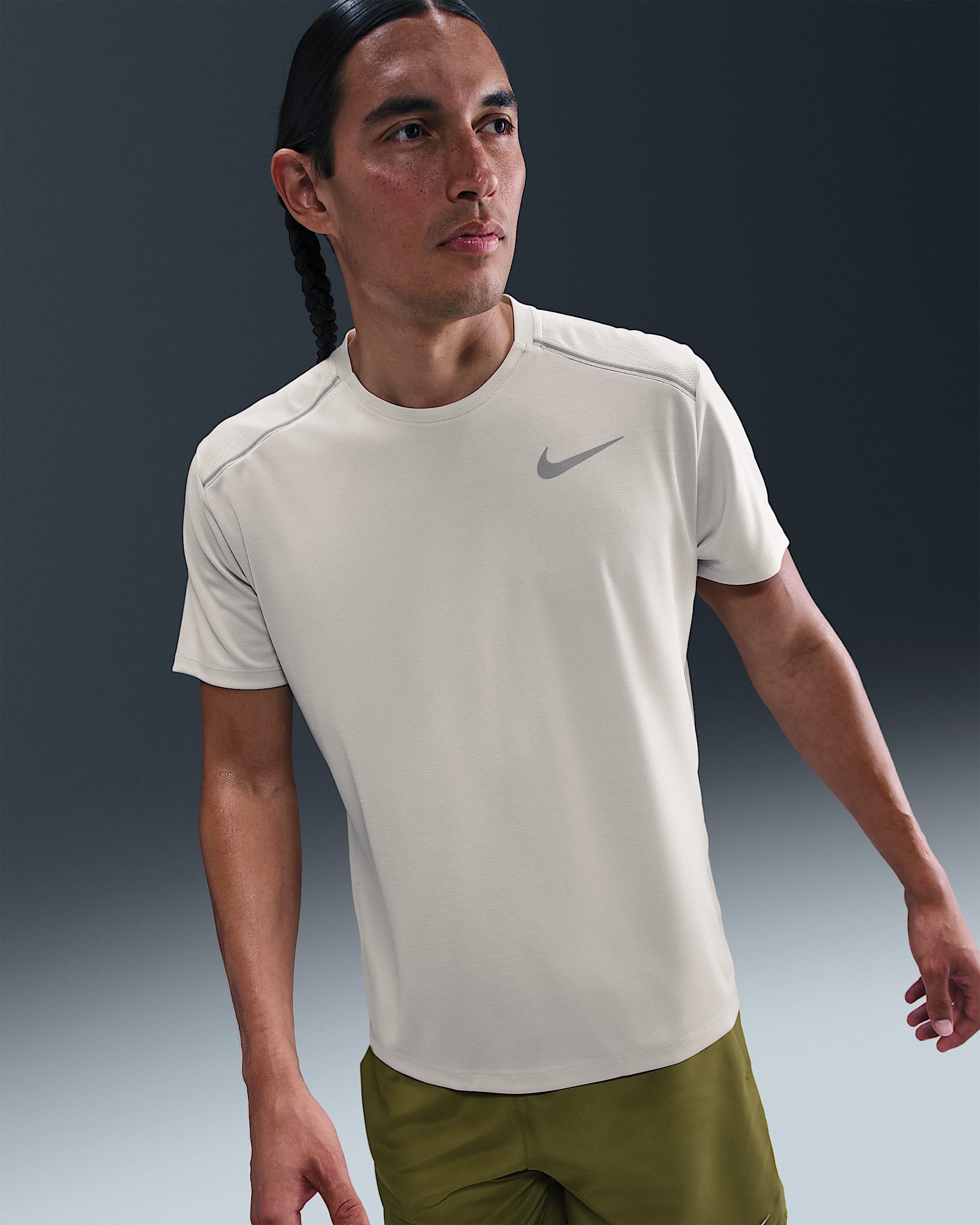 Haut de running à manches courtes Nike Miler pour Homme - Light Bone