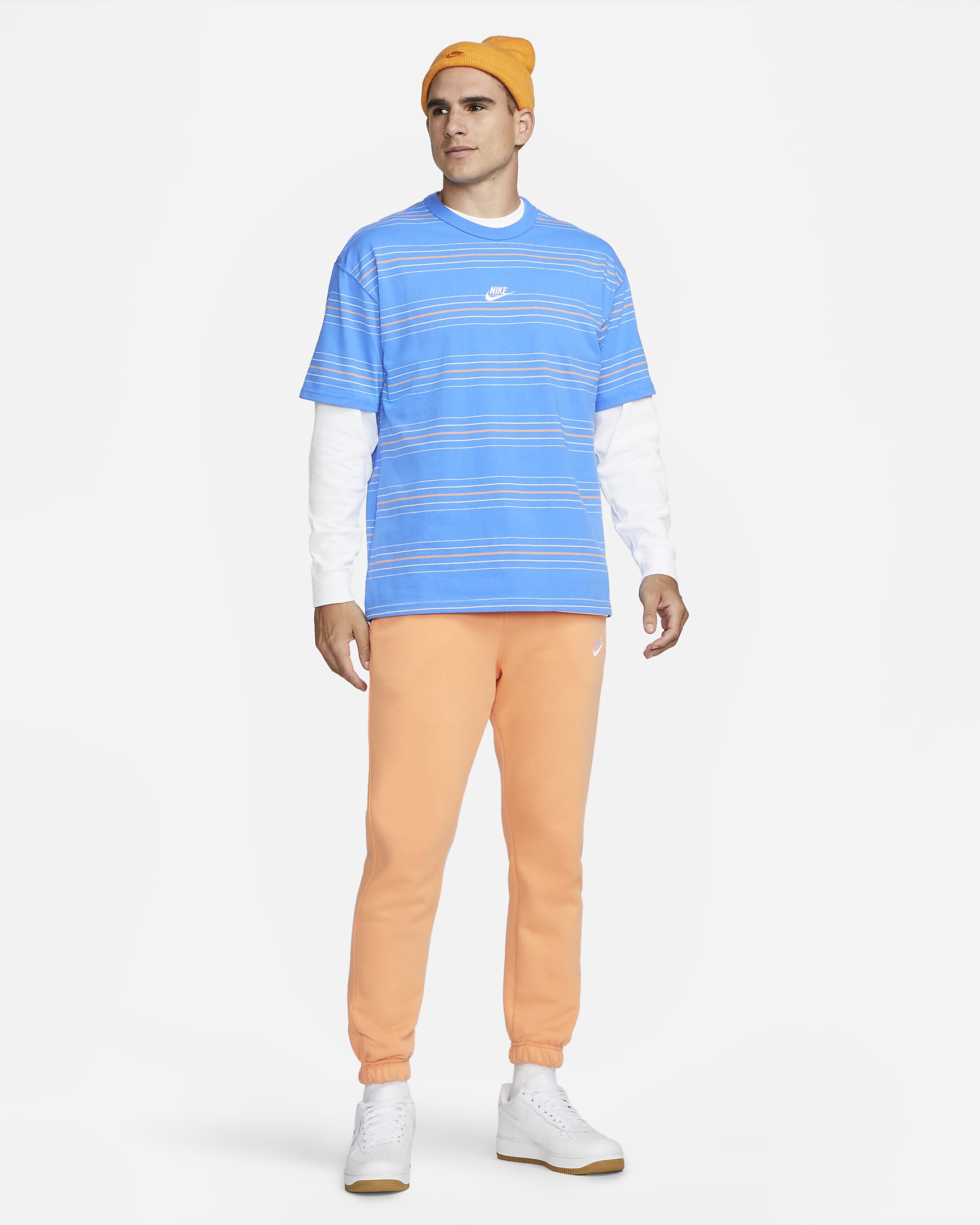 Nike Sportswear Premium Essentials Men's Striped T-Shirt. Nike.com