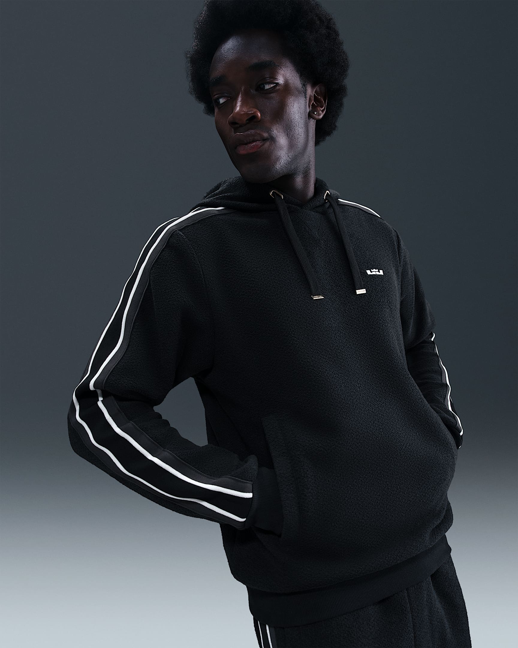 LeBron Standard Issue Men's Therma-FIT Pullover Basketball Hoodie - Black/Sail
