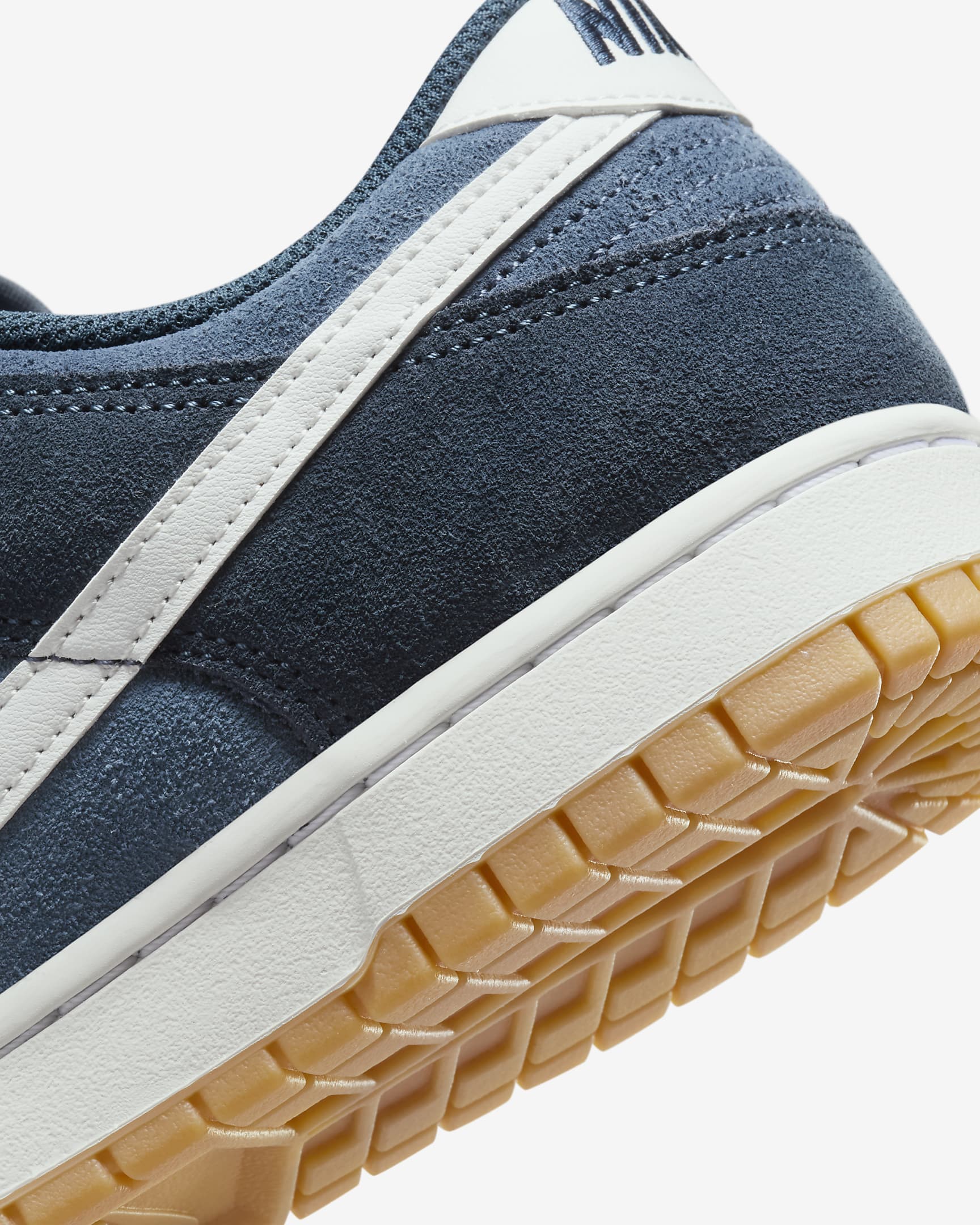 Nike Dunk Low Retro SE Men's Shoes - Armory Navy/Monsoon Blue/Gum Yellow/Summit White