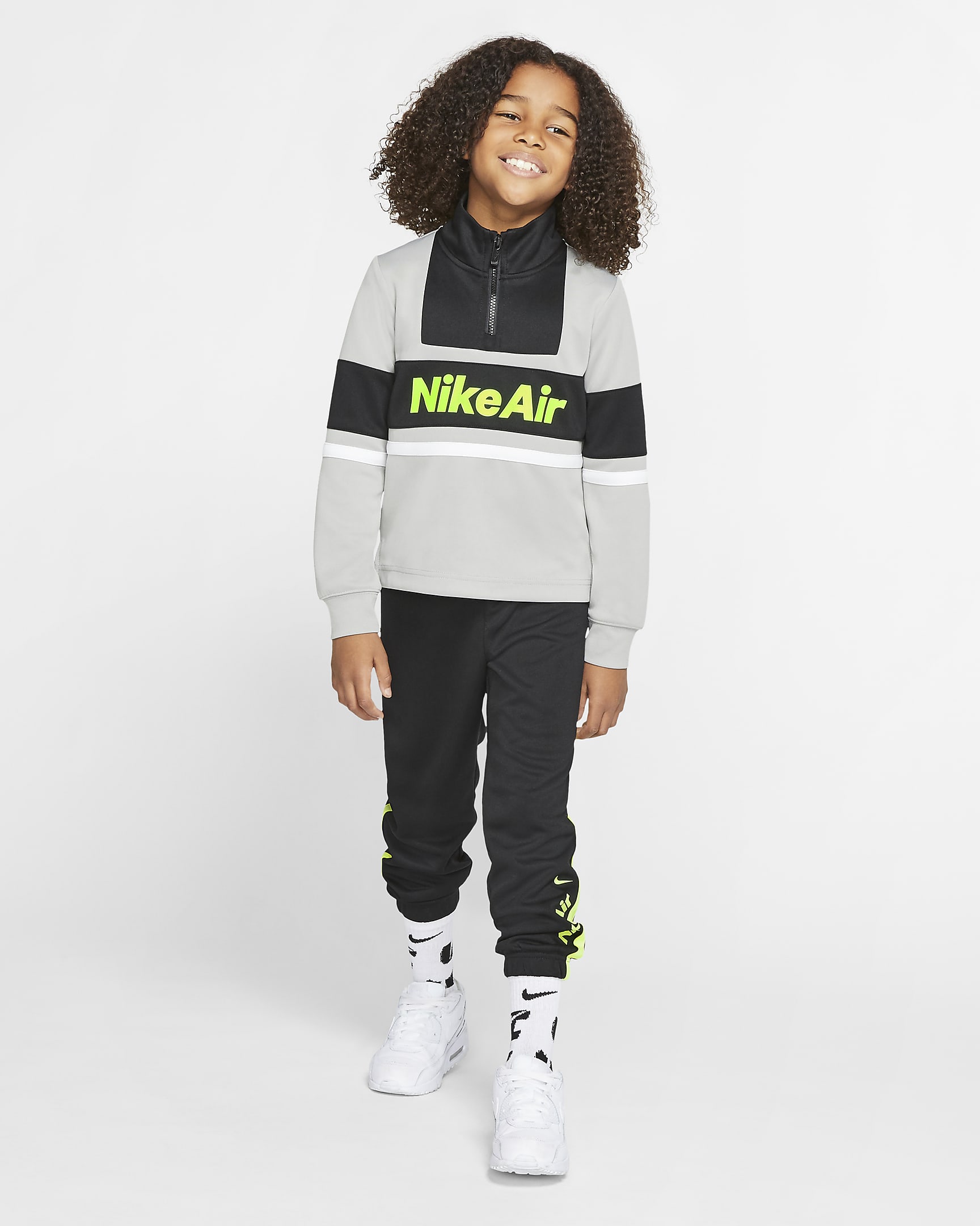Nike Air Little Kids' Pullover and Joggers Set. Nike.com