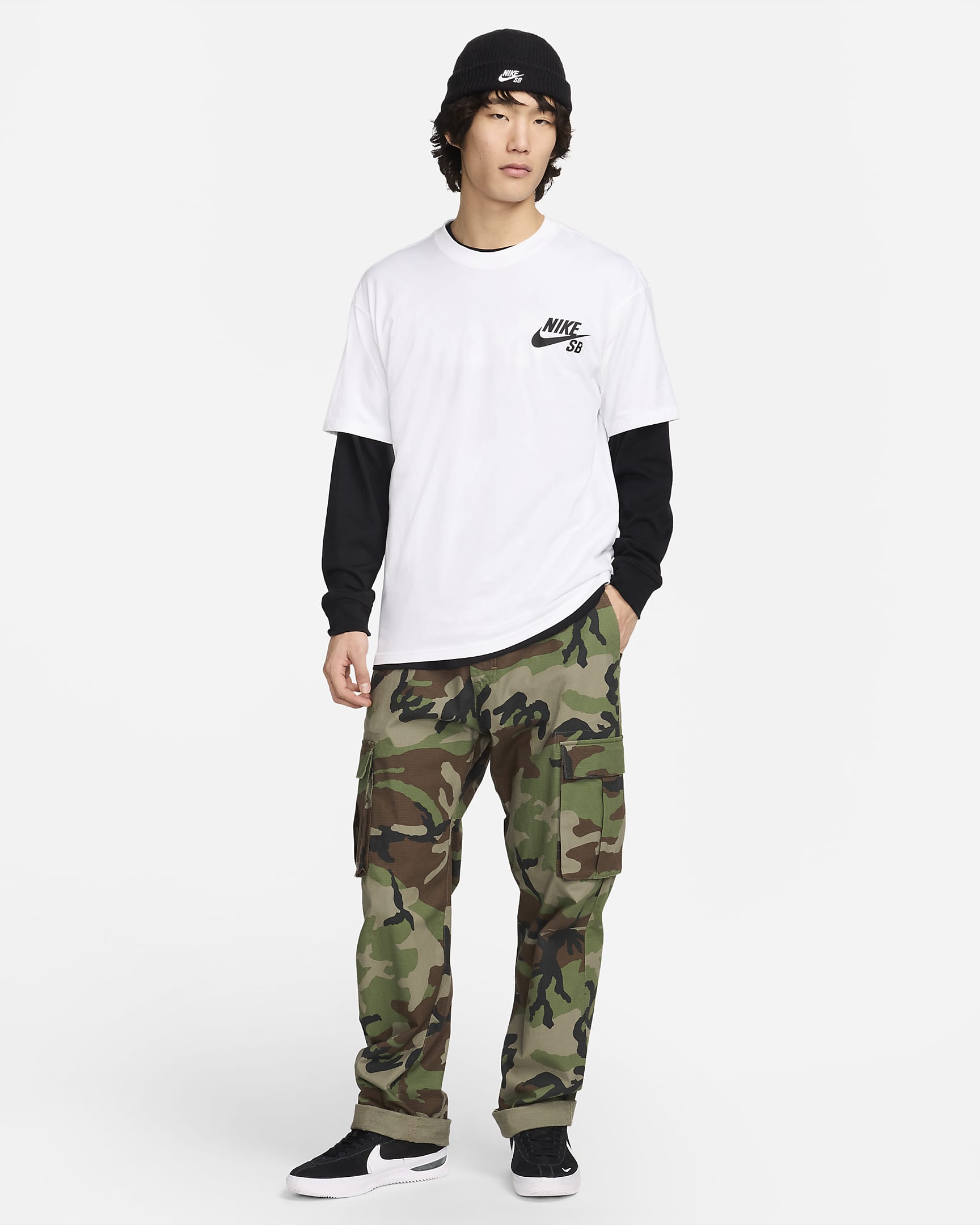 Nike SB Logo Skate T-Shirt - White/Black