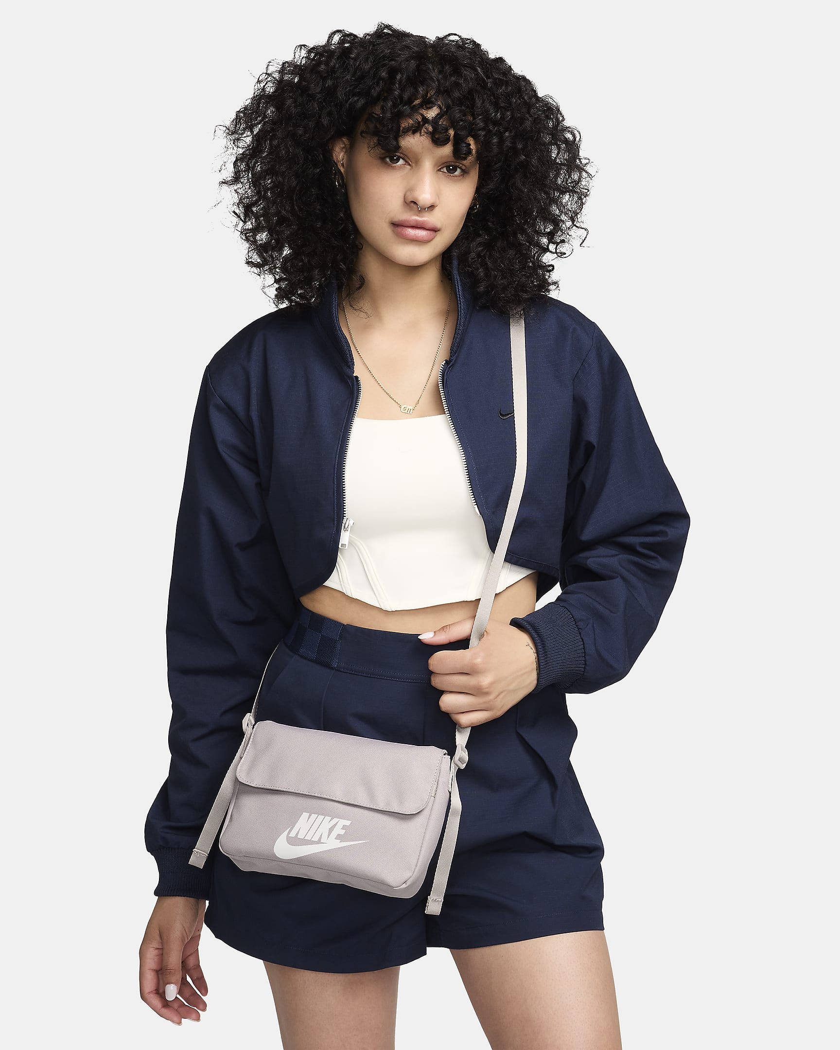 Nike Sportswear Women's Futura 365 Cross-body Bag (3L) - Platinum Violet/Platinum Violet/Summit White