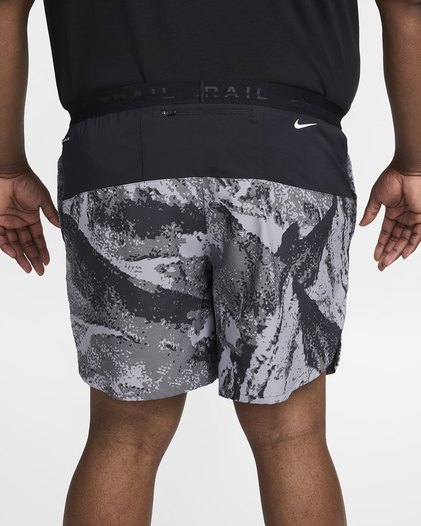 Short de running Dri-FIT avec sous-short intégré 18 cm Nike Trail Stride pour homme - Iron Grey/Noir/Summit White