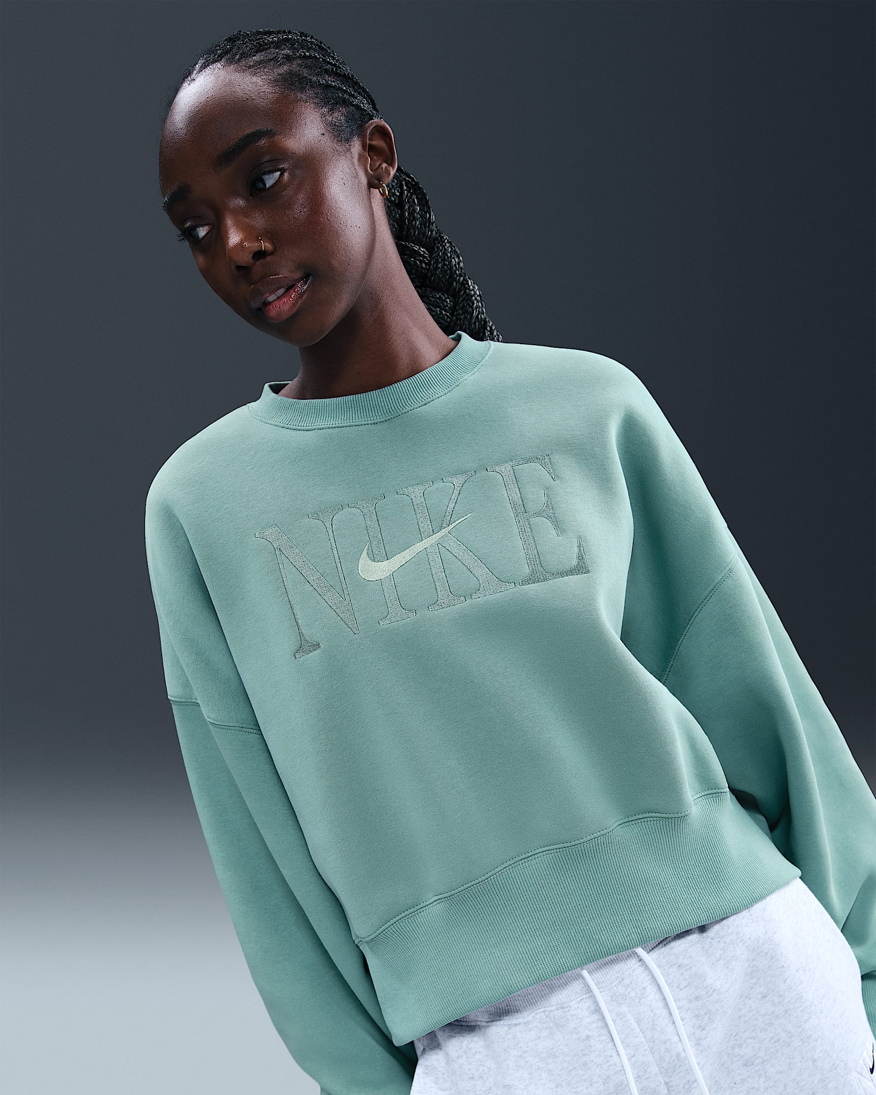 Nike Sportswear Phoenix Fleece Women's Oversized Crew-Neck Sweatshirt - Cannon/Mint Foam