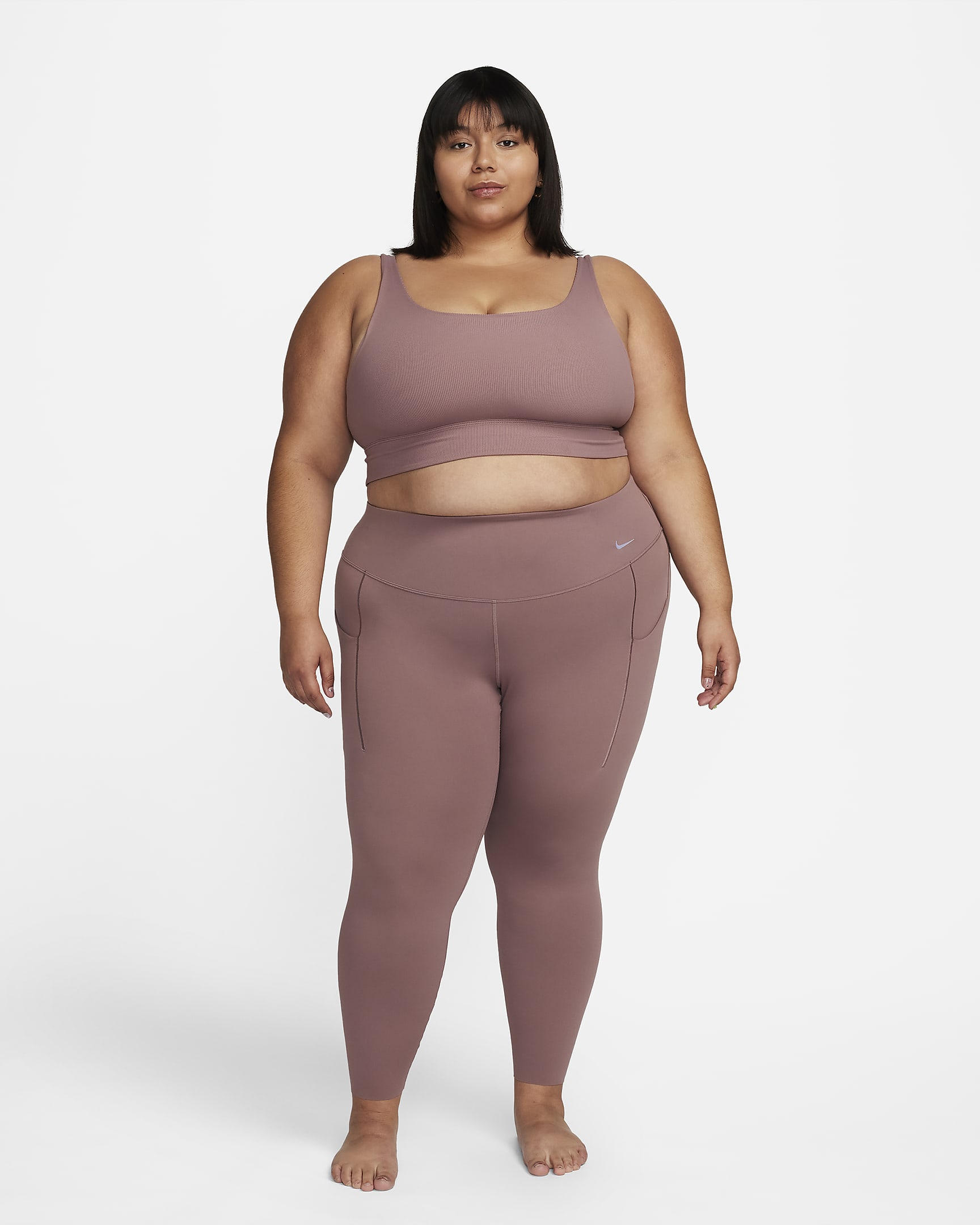 Brassière de sport longue non rembourrée à maintien léger Nike Zenvy Rib pour femme (grande taille) - Smokey Mauve/Smokey Mauve/Blanc